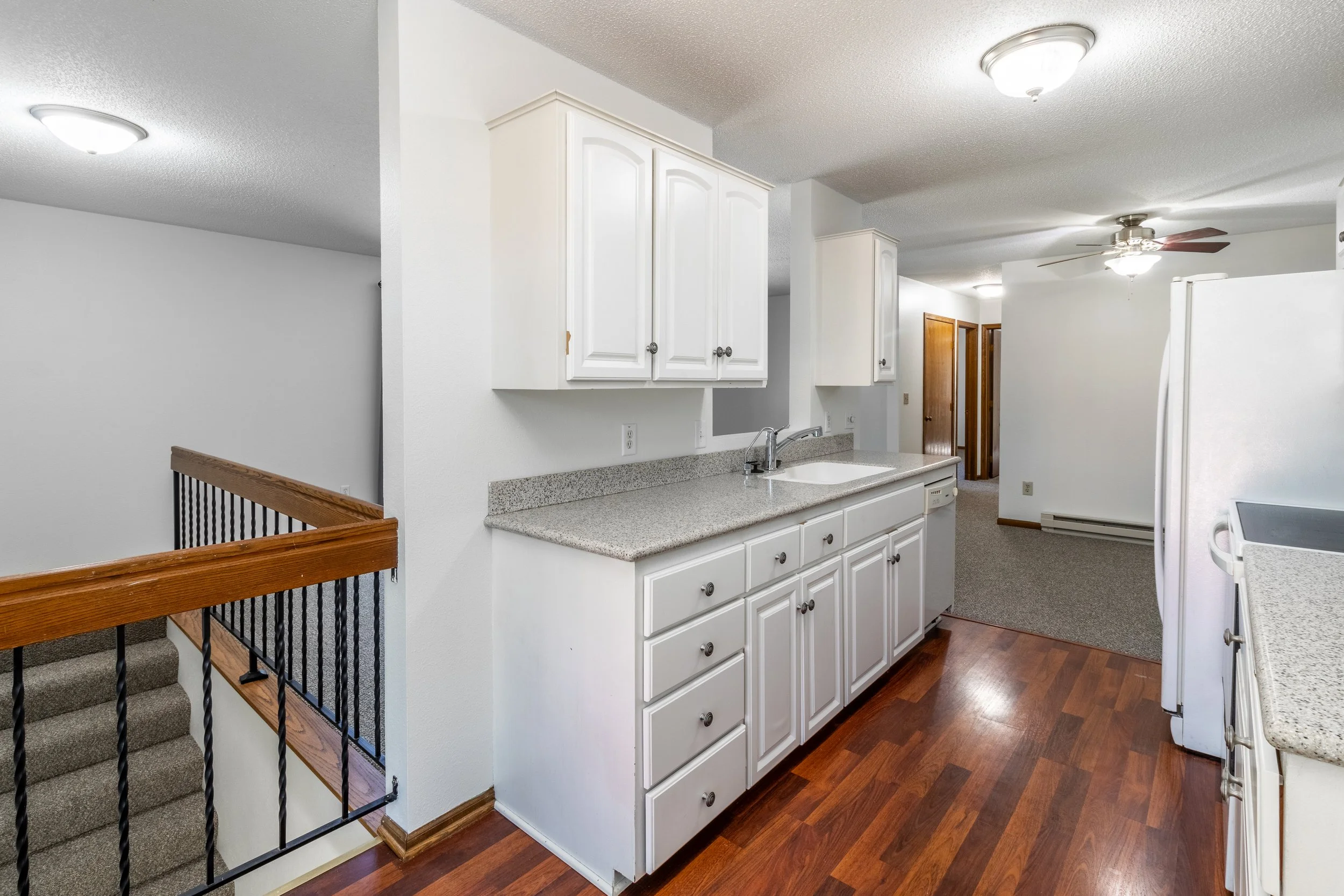 1330 1-2 13th St Cr Sauk Rapids MN 56379 -8.jpg