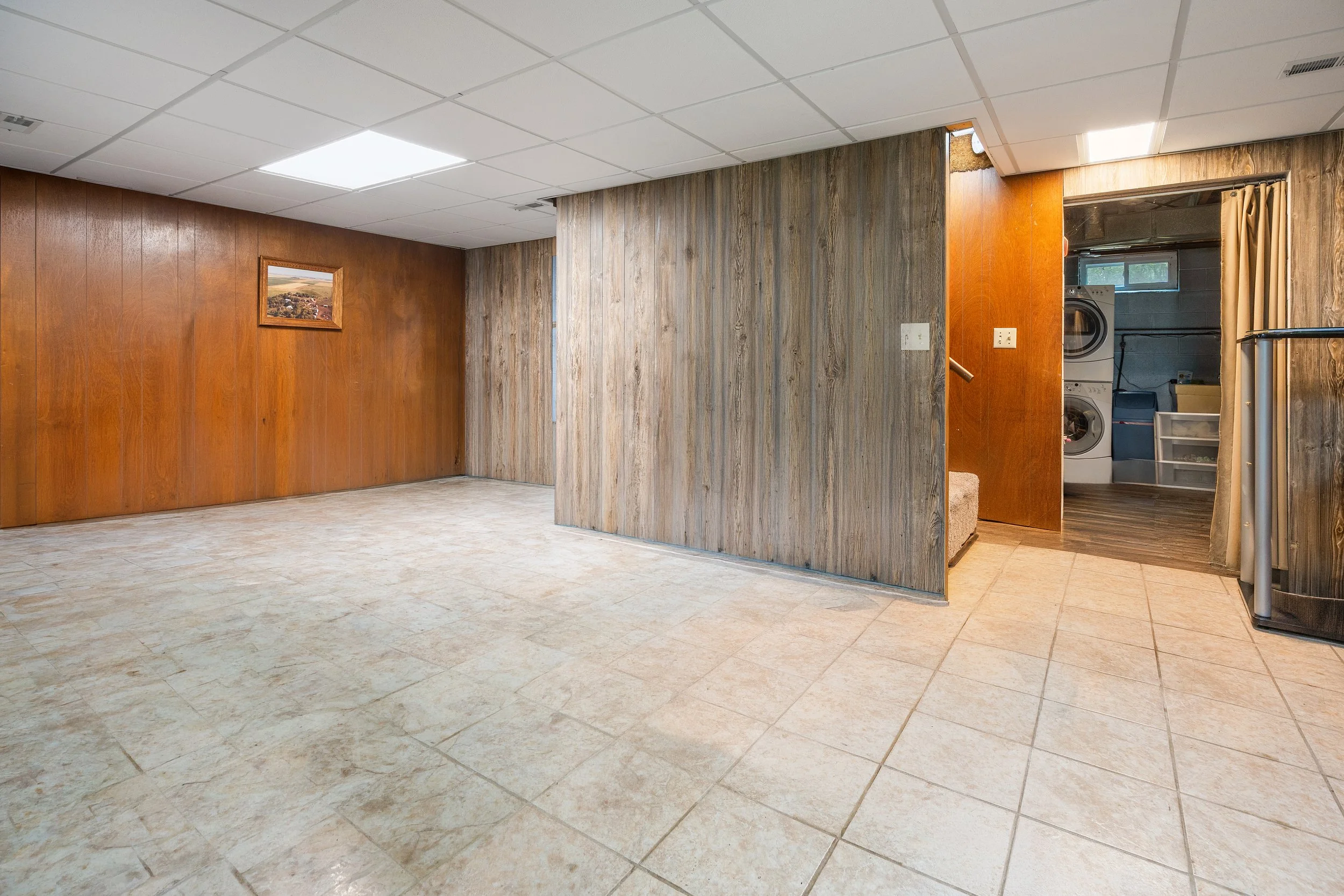 20260804_33953_124thAve_Avon_Interior_2.jpg
