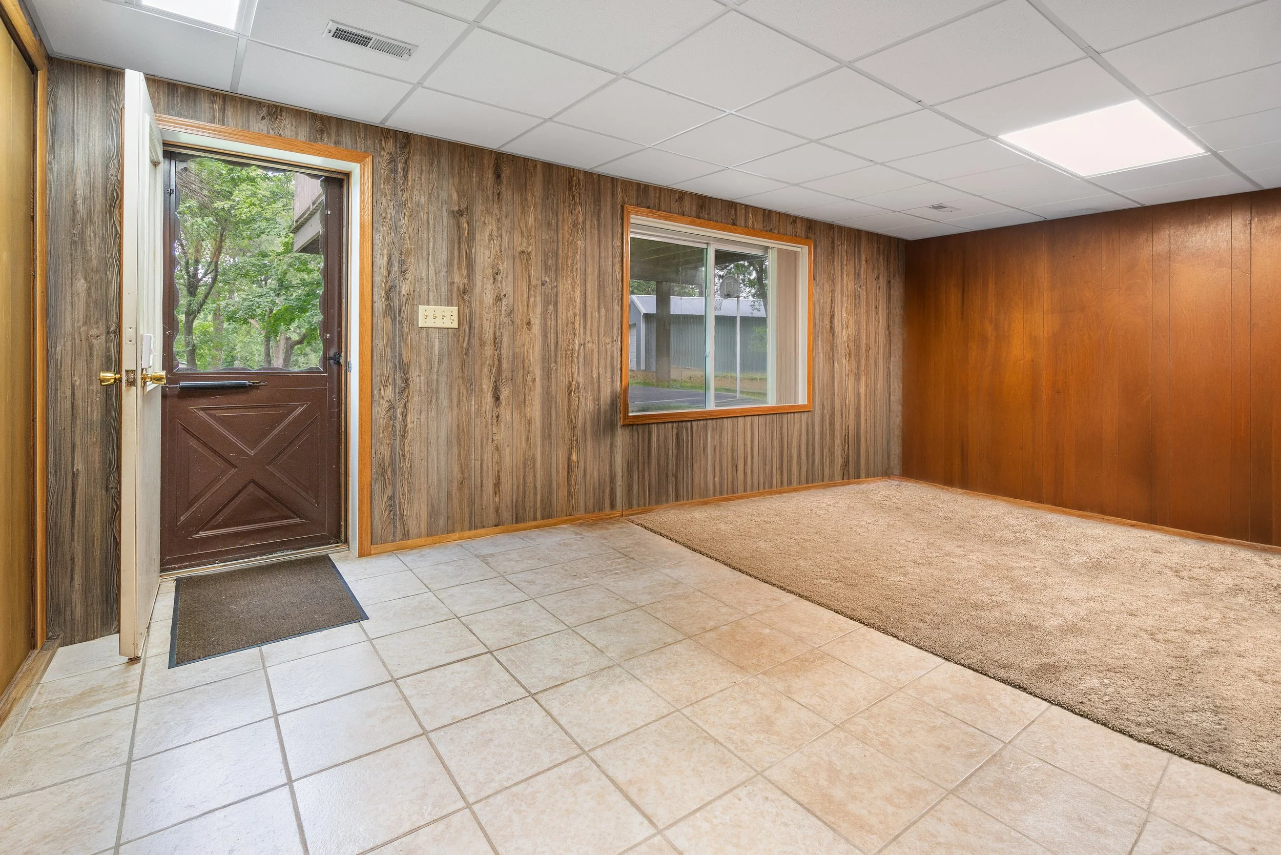 20260804_33953_124thAve_Avon_Interior_1.jpg