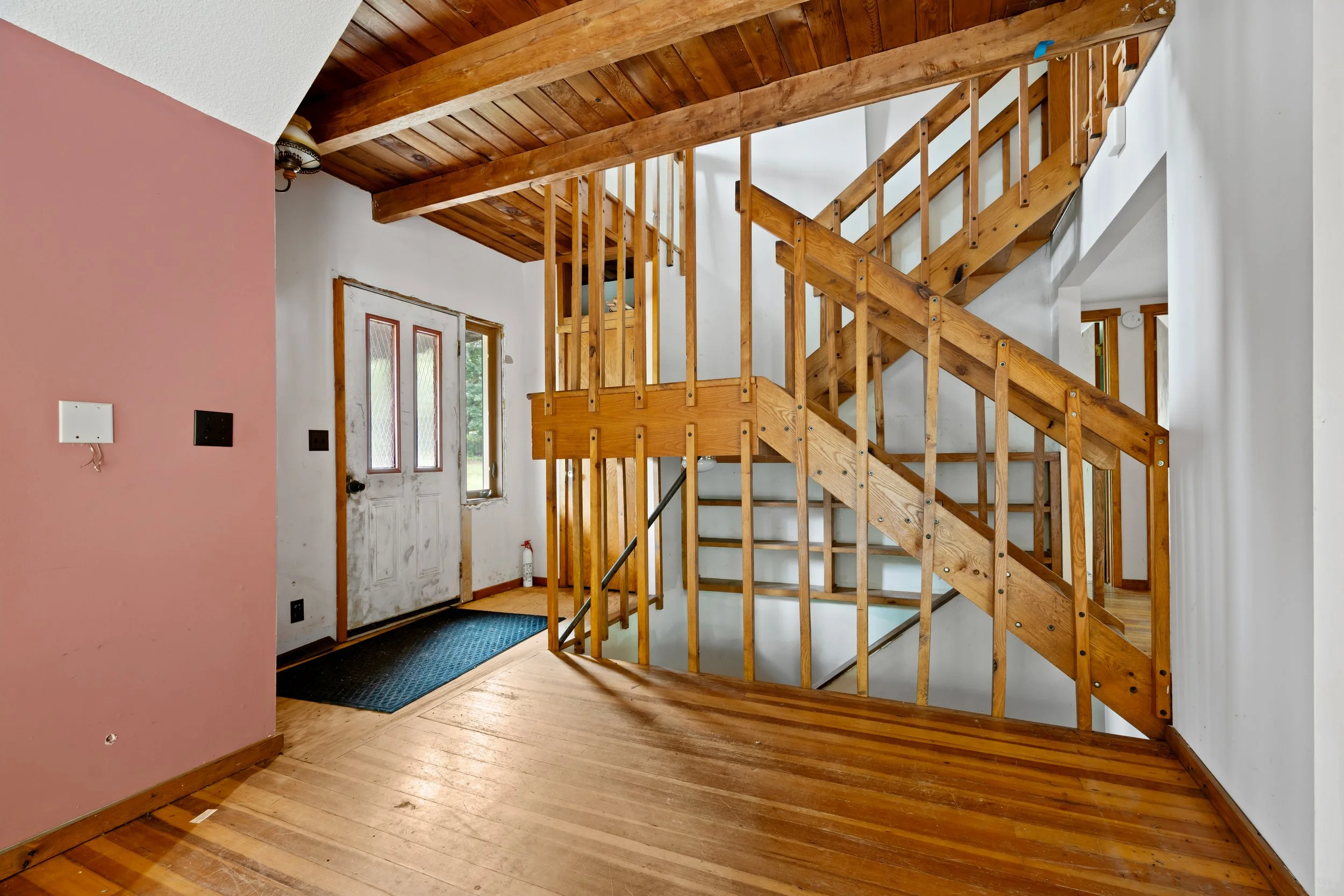 20260904_3054_181stStreet_Clearwater_Interior_2.jpg
