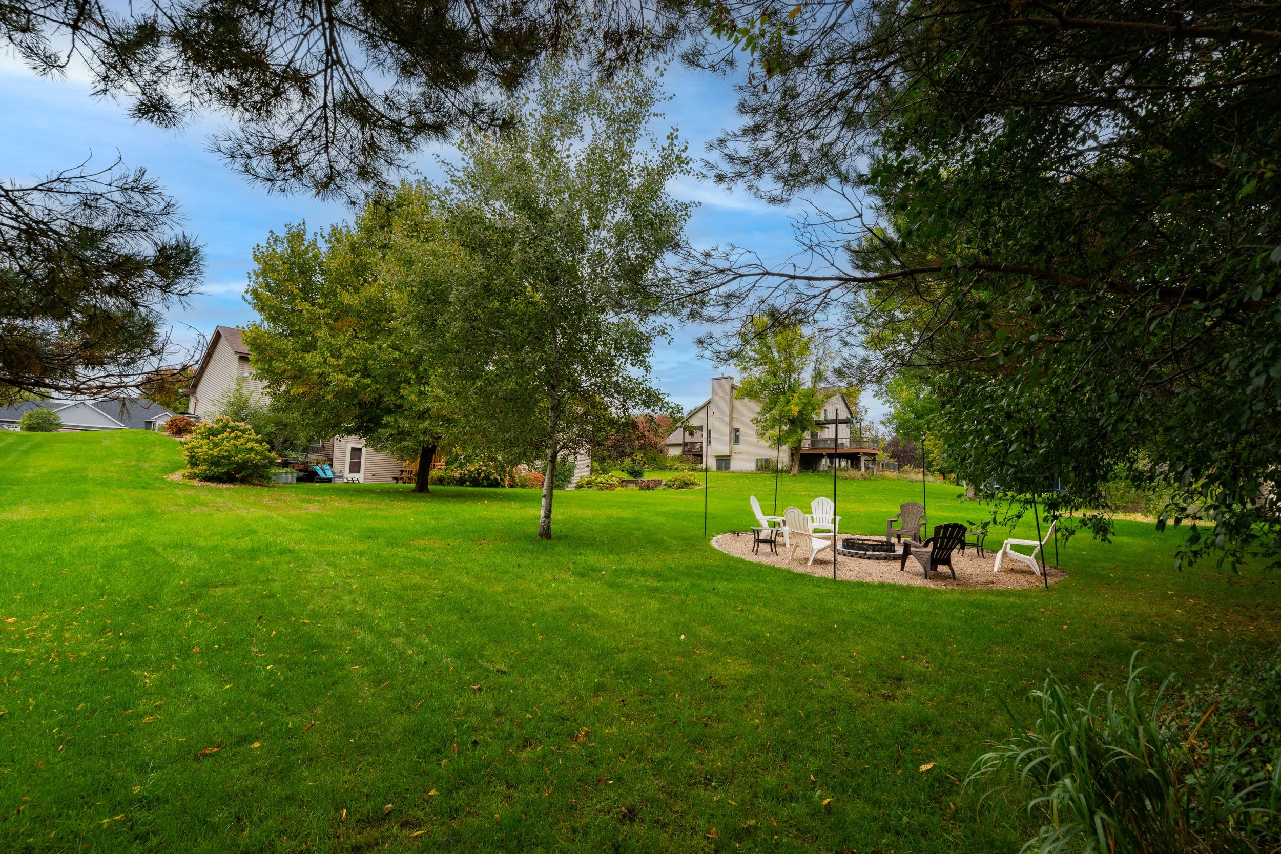 20260927-426_MapleDrive_Foley_Exterior-10.jpg
