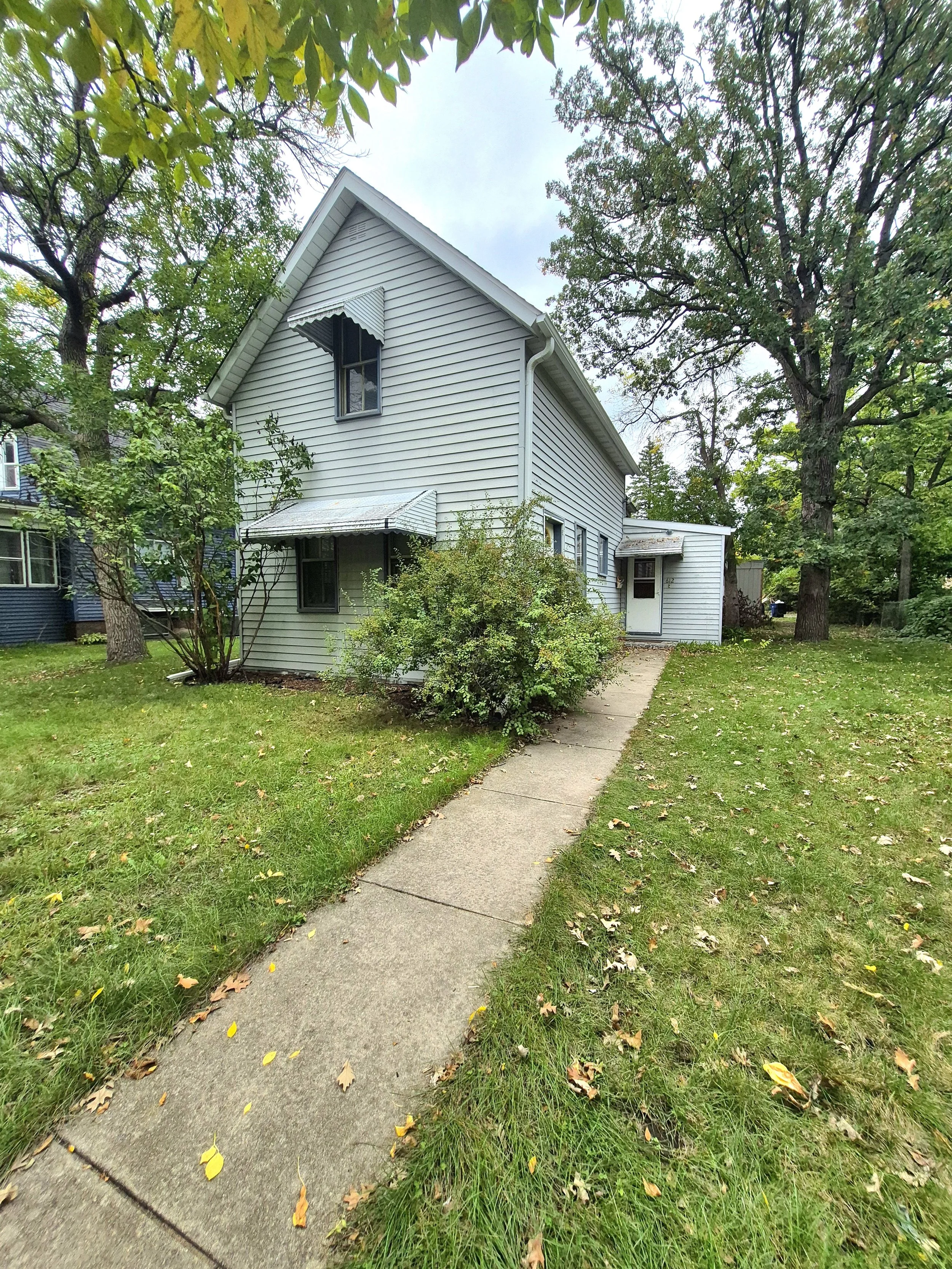 $1400/Mo 612 8th Ave S St. Cloud MN