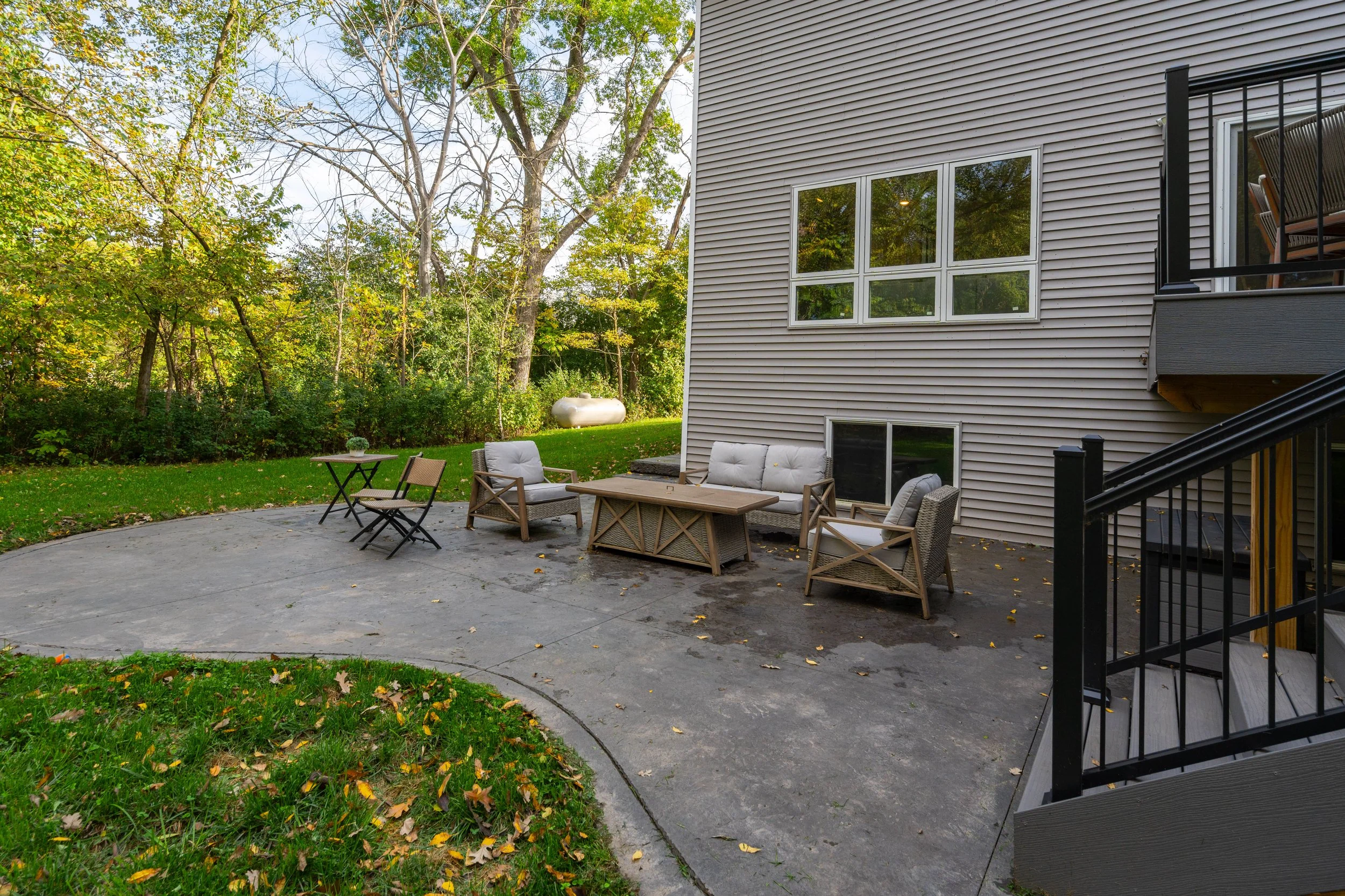 20260930-5862_HiddenLane_SouthHaven_Exterior-18.jpg