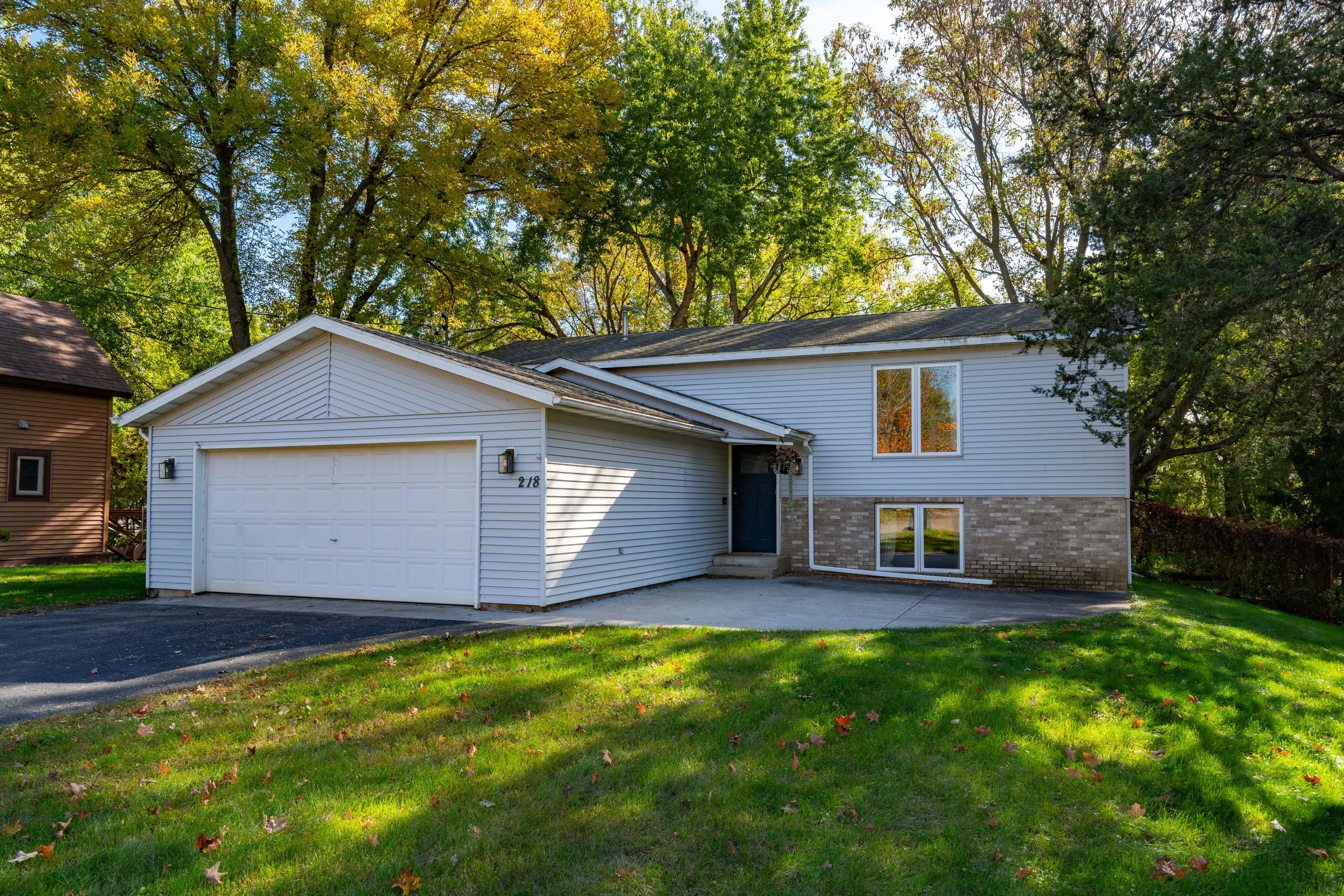 218 Avon, MN $294,900