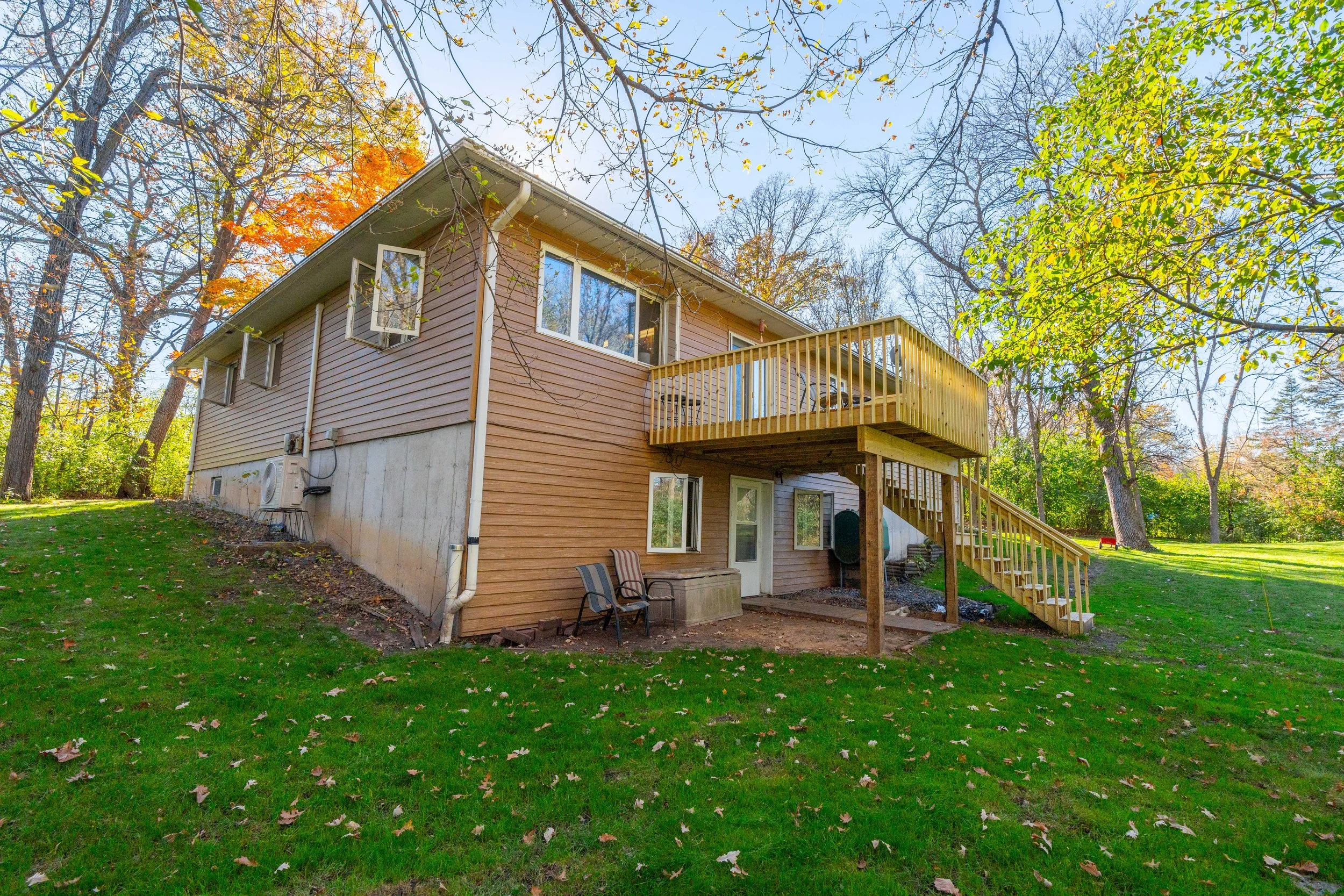 20261019-12092_MeadowViewDrive_LittleFalls_Exterior-11.jpg