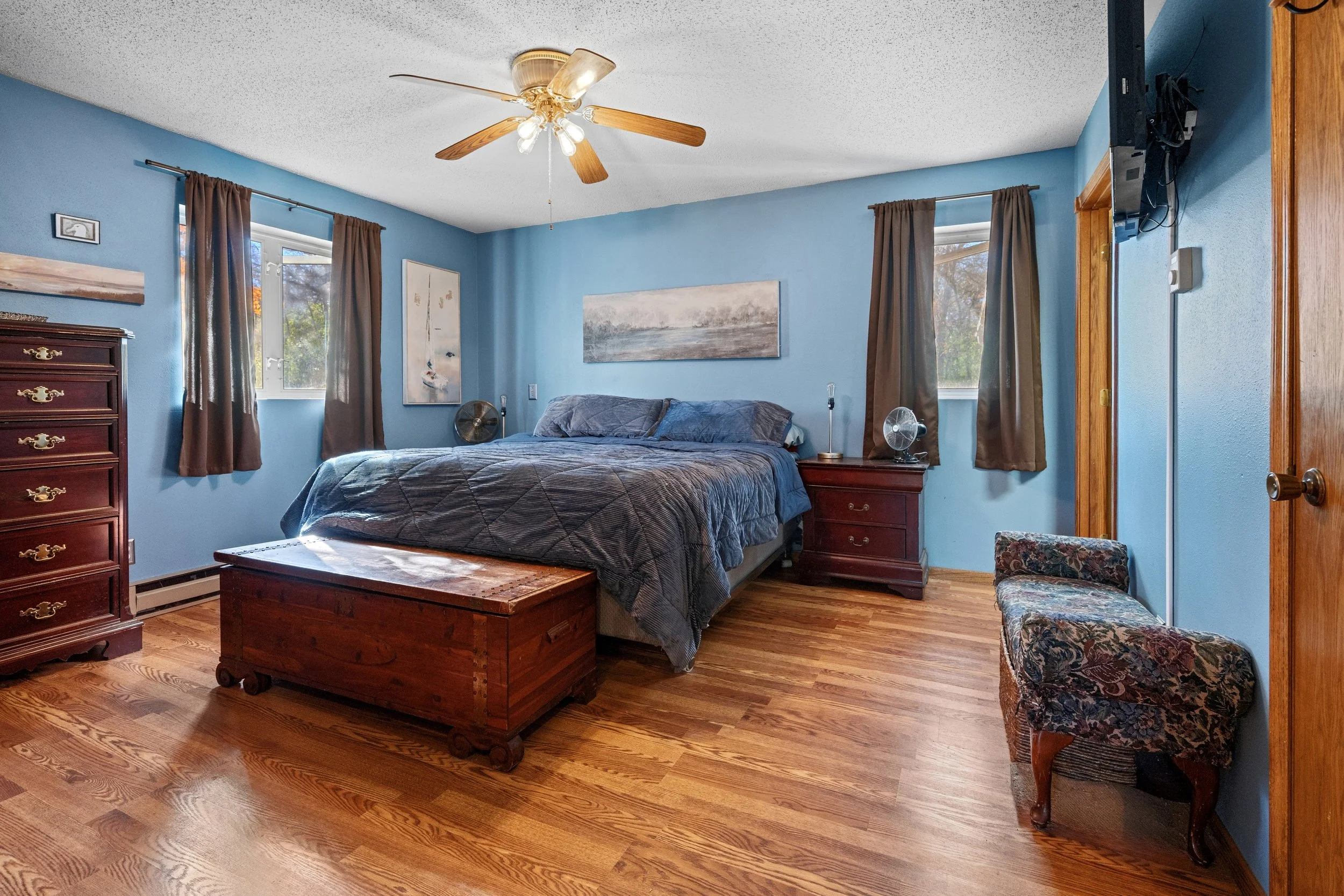 20261019-12092_MeadowViewDrive_LittleFalls_Interior-2.jpg