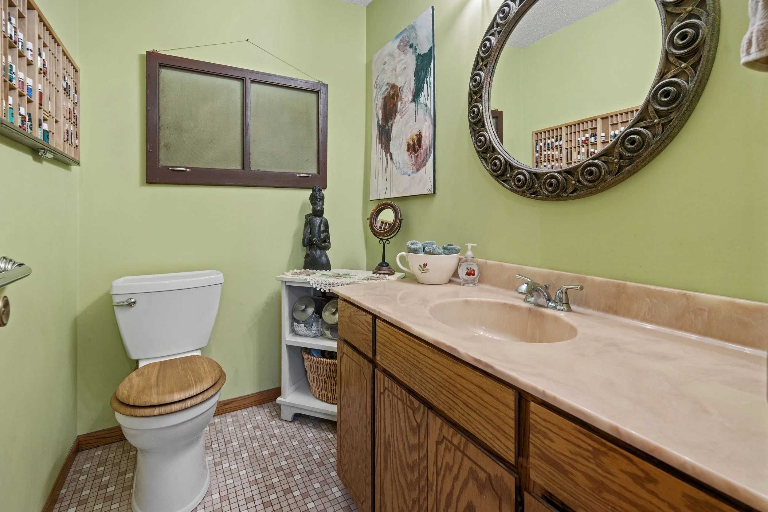 20261019-12092_MeadowViewDrive_LittleFalls_Interior-5.jpg