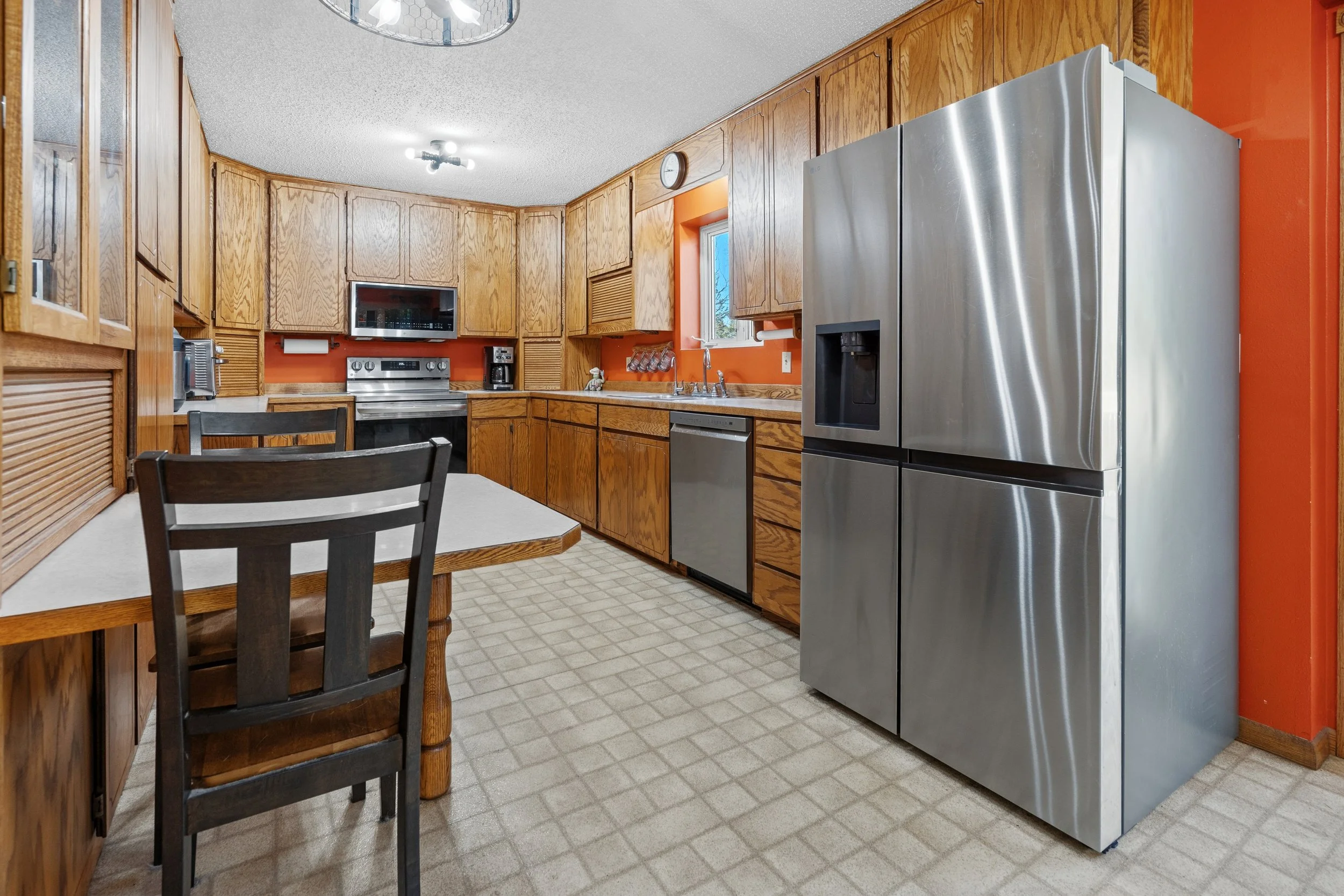 20261019-12092_MeadowViewDrive_LittleFalls_Interior-11.jpg