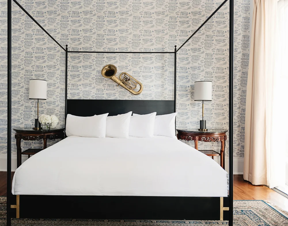 Josephine Black Metal Four Poster Canopy Bed Doorman Josephine Black Metal Four Poster, Modern Canopy Queen Metal Bed Instructions