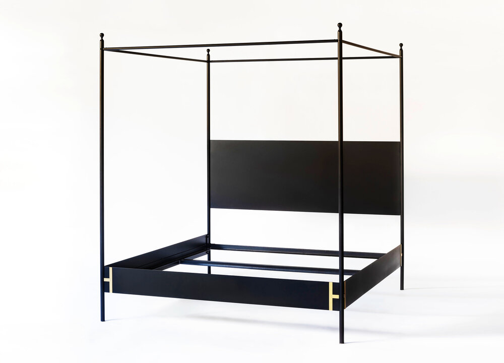 Four Poster Canopy Bed Doorman, King Size Four Poster Iron Canopy Bed In Black And White