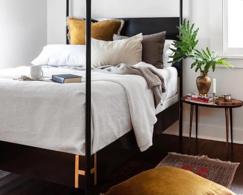 8451B088-4269-4F18-ACC3-048899408600Josephine-Black-Metal-Canopy-Bed1.jpg
