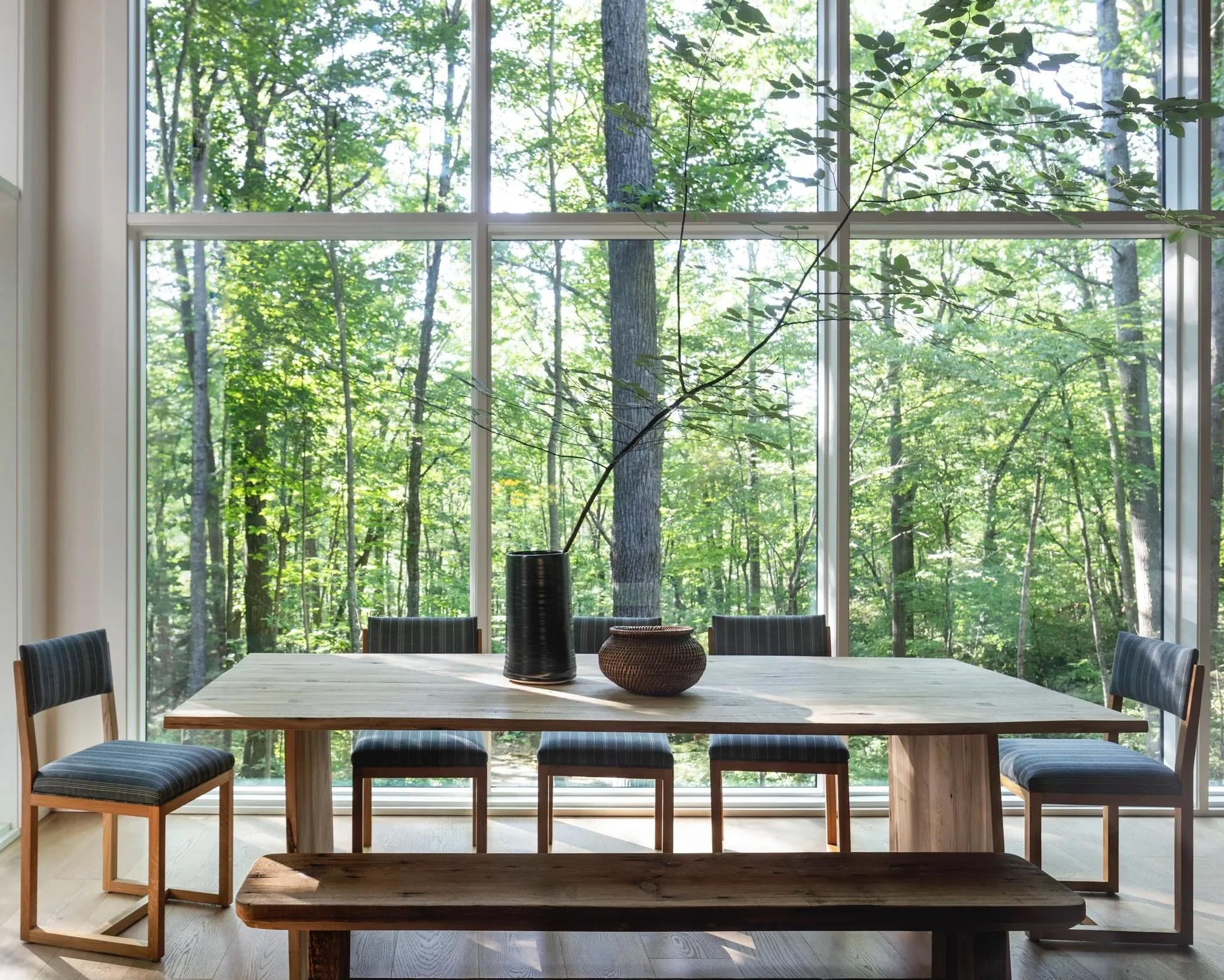 upholstered-oak-crescent-dining-chair-dining-room