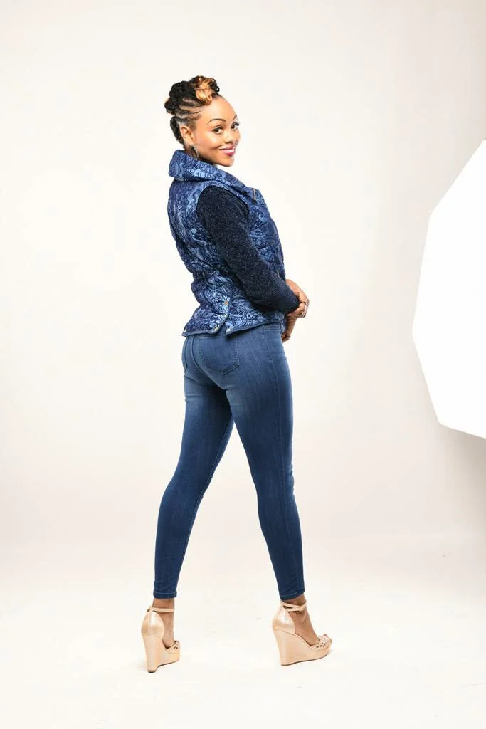 Comedian Heda Rose Promo Pic DSC_2452-1.jpg