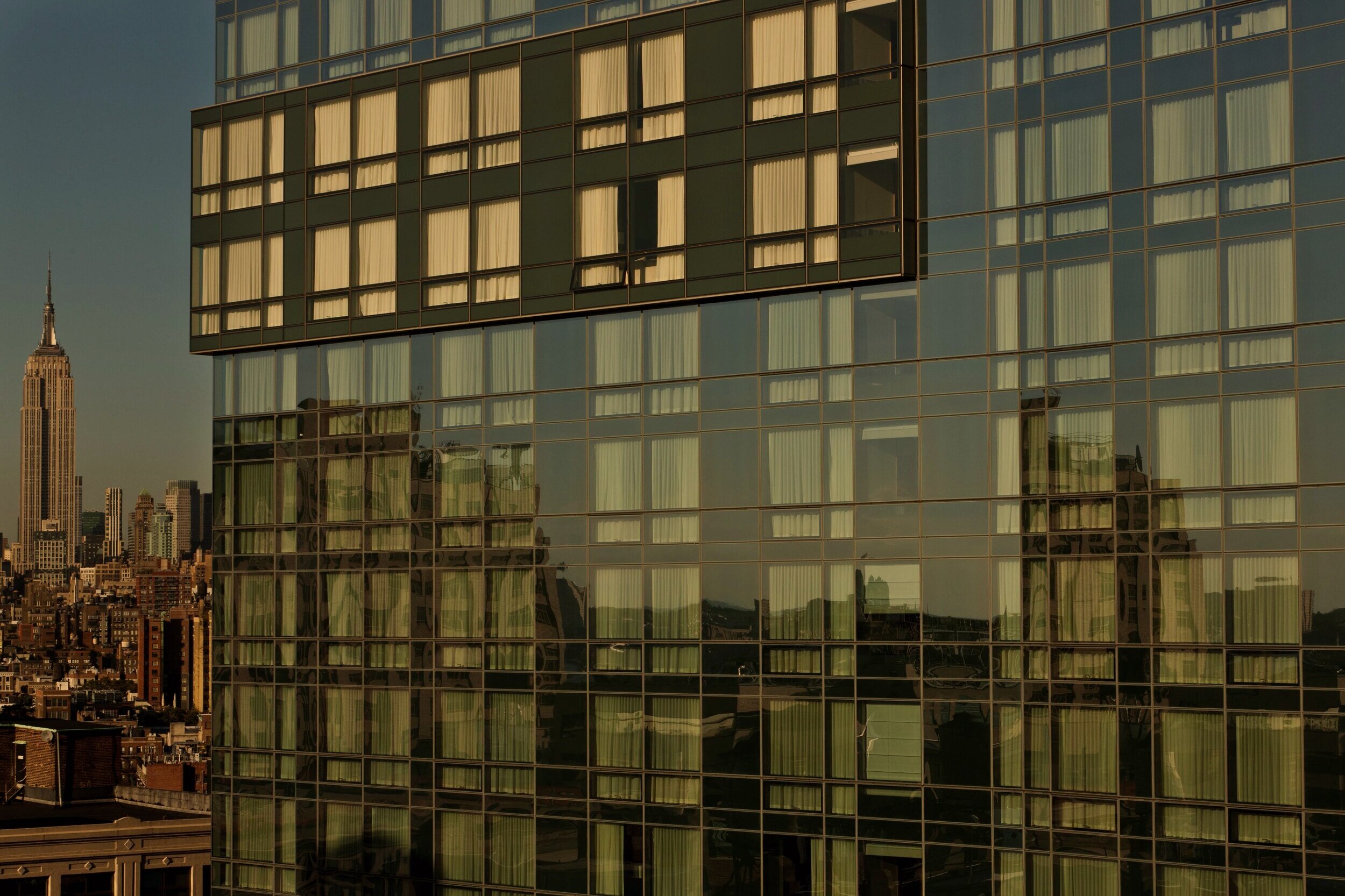 Prodigy+exterior+of+building+with+empire+state+day.jpg
