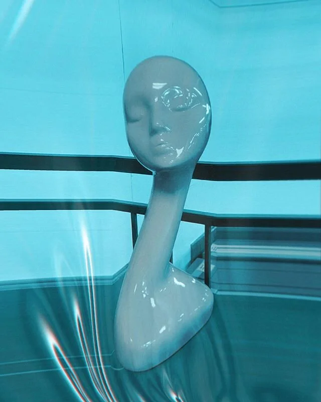 The weirdest mannequin head I ever did see. #aliensarereal swipe to see og pic 👽