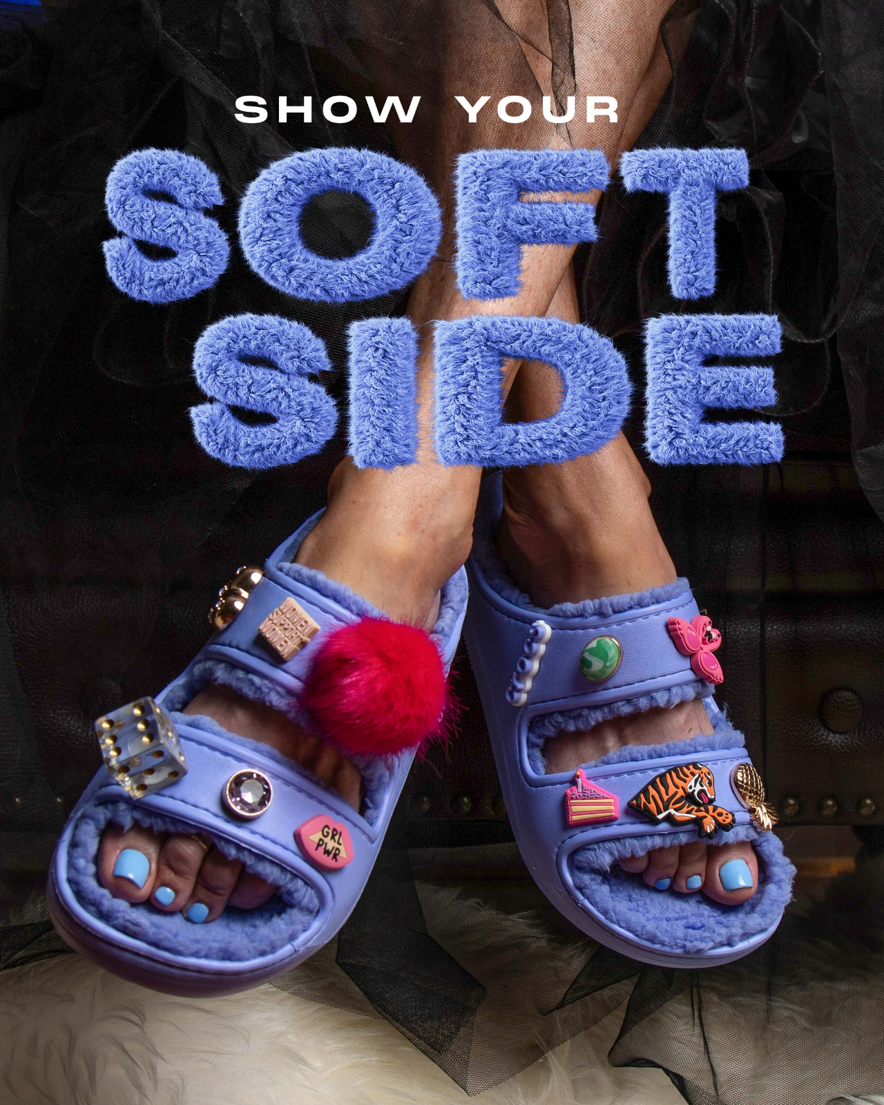 2023_S1_Fuzz_Global-Creative_Ecomm_GLBL_SMS-640x800_Classic_Cozzzy_Sandal.png