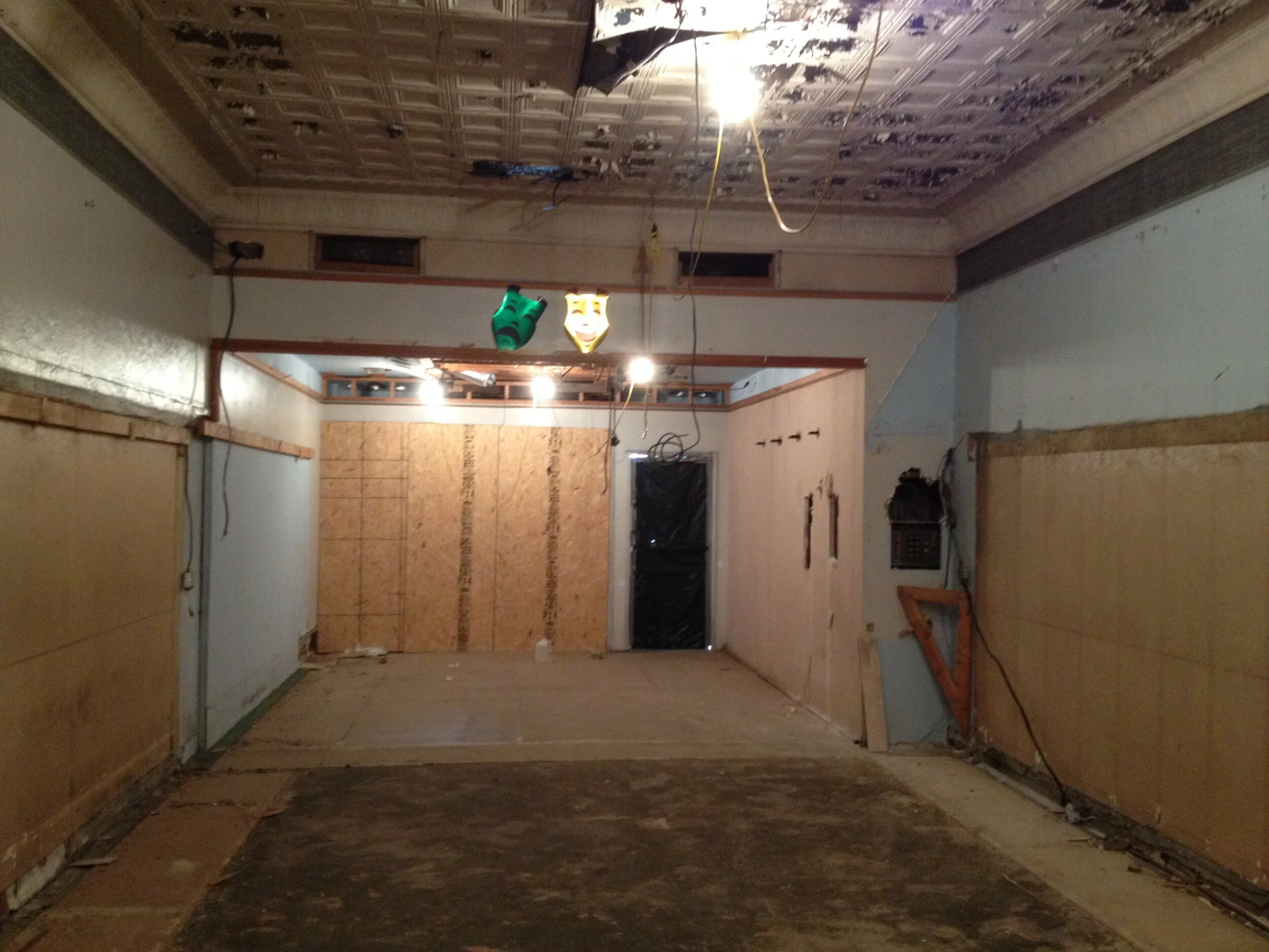 Interior 2.jpg