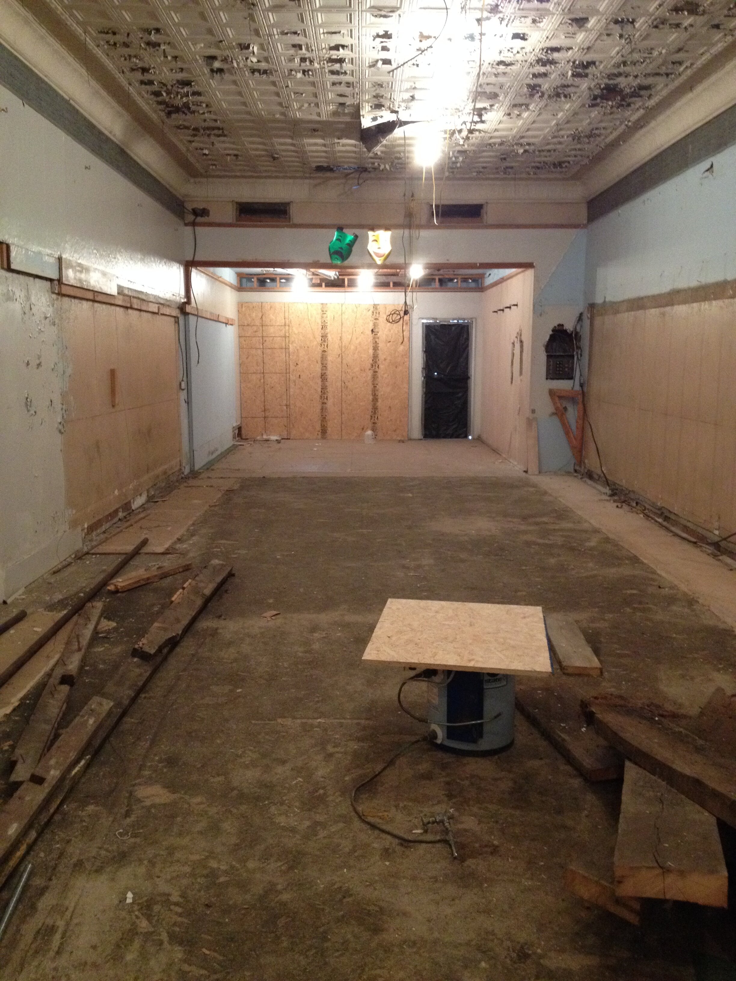 Interior 1.jpg