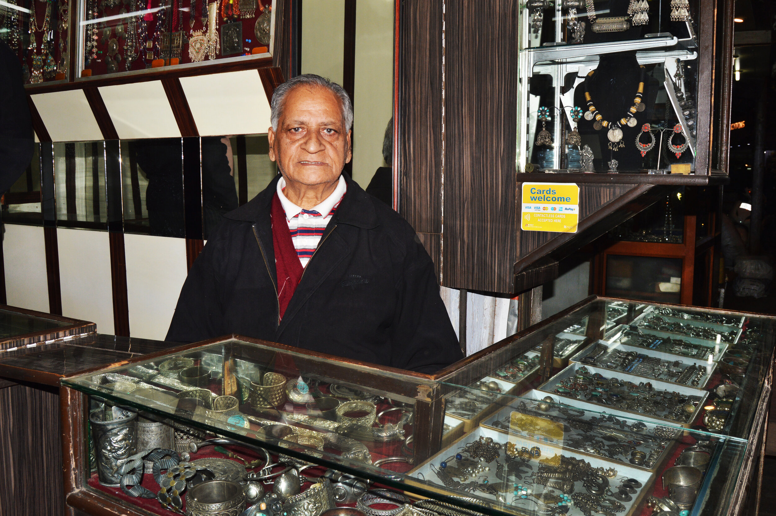  Old Delhi jewelry salesman. 