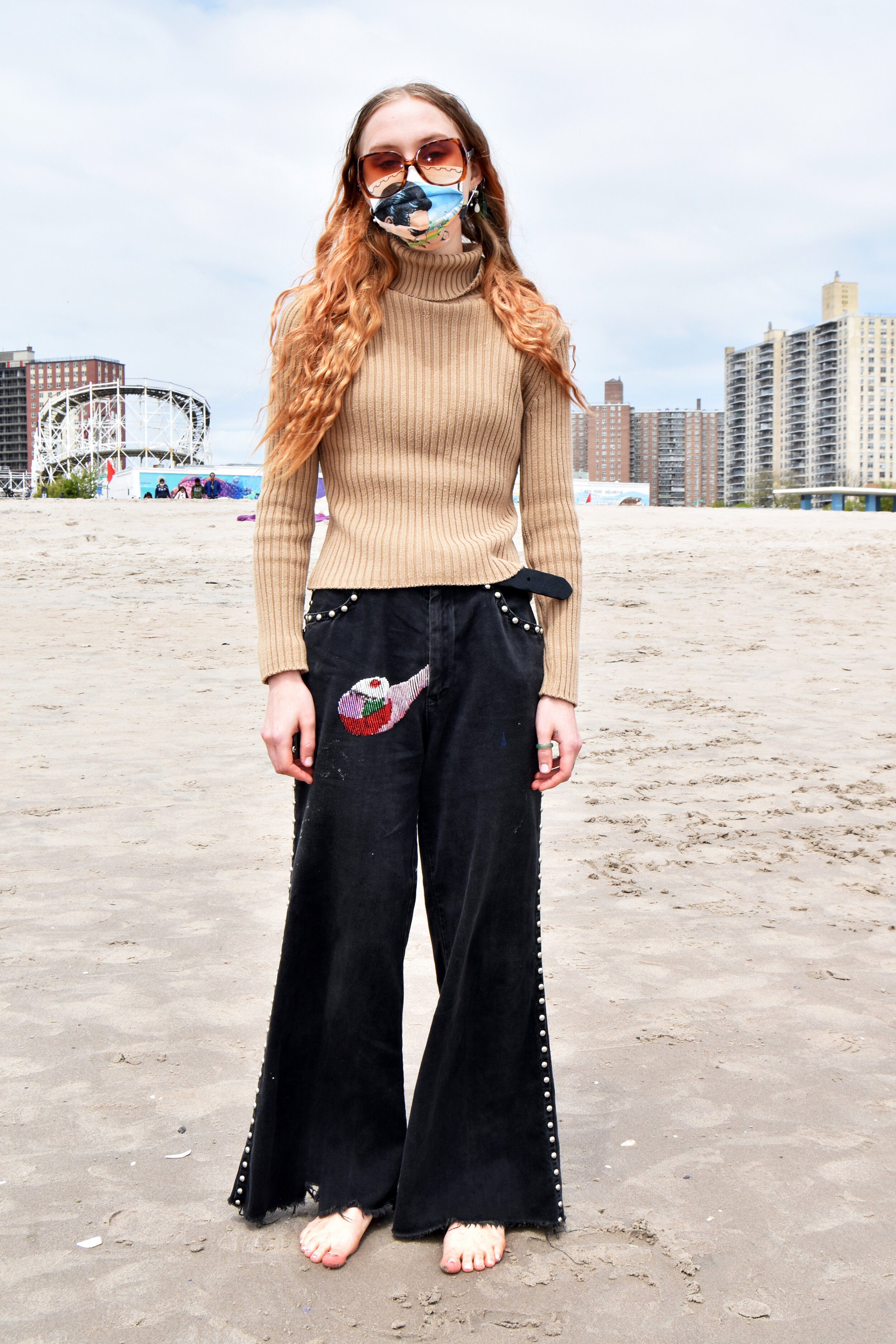  Coney Island beach. 