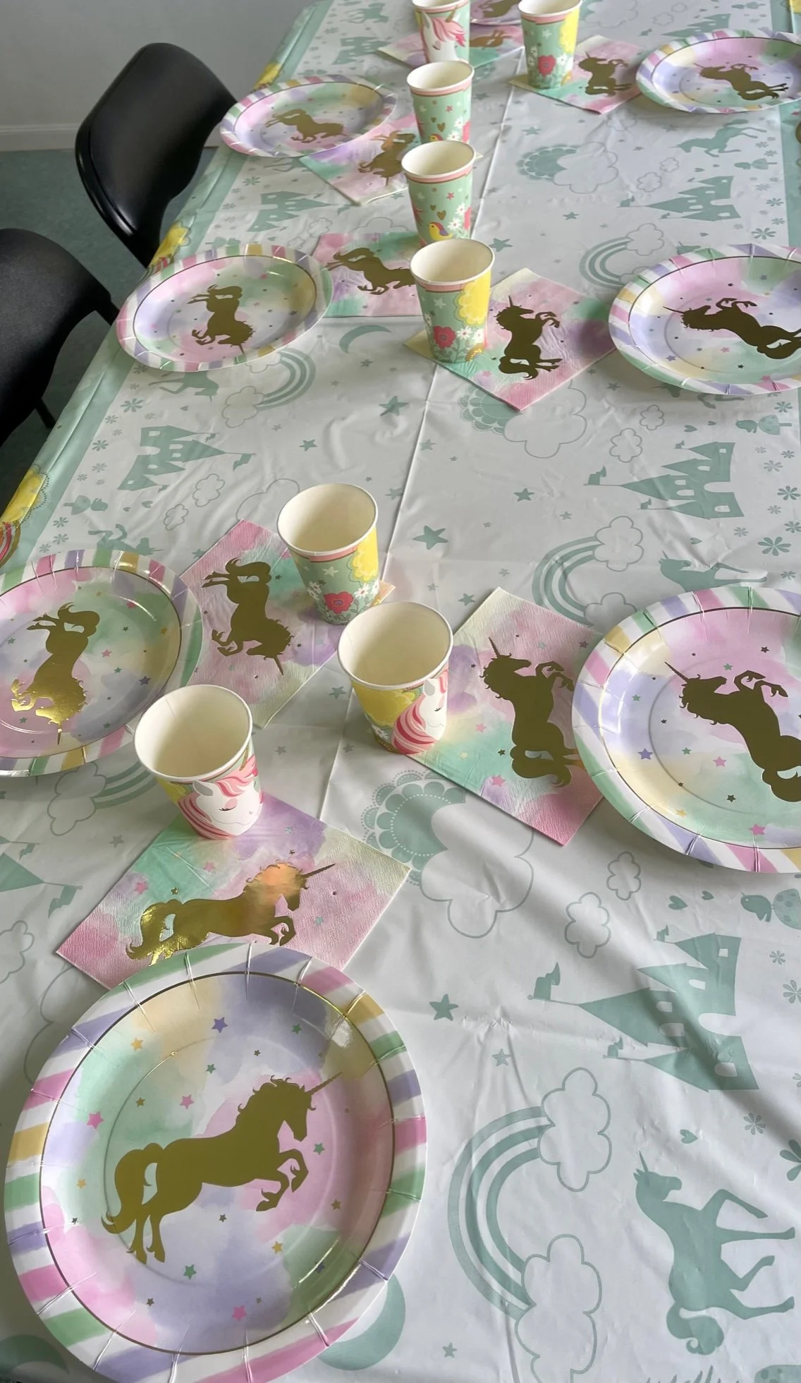 Unicorn-themed party table at Sydney Horse Riding
