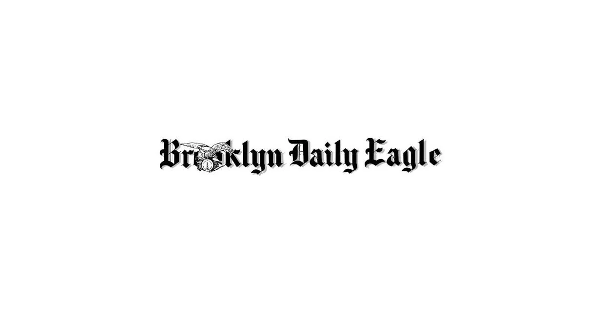 Foundation surprises Sunset Park teacher with $25K check for excellence award