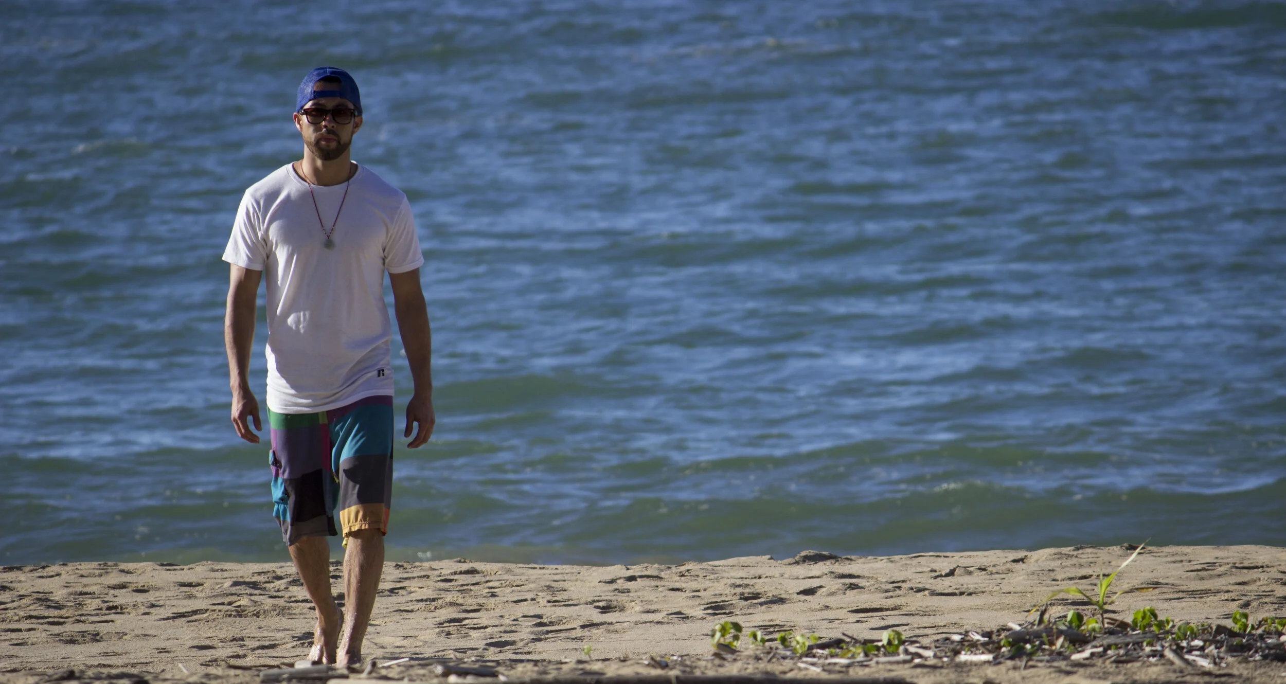kauiwalkbeach.jpg