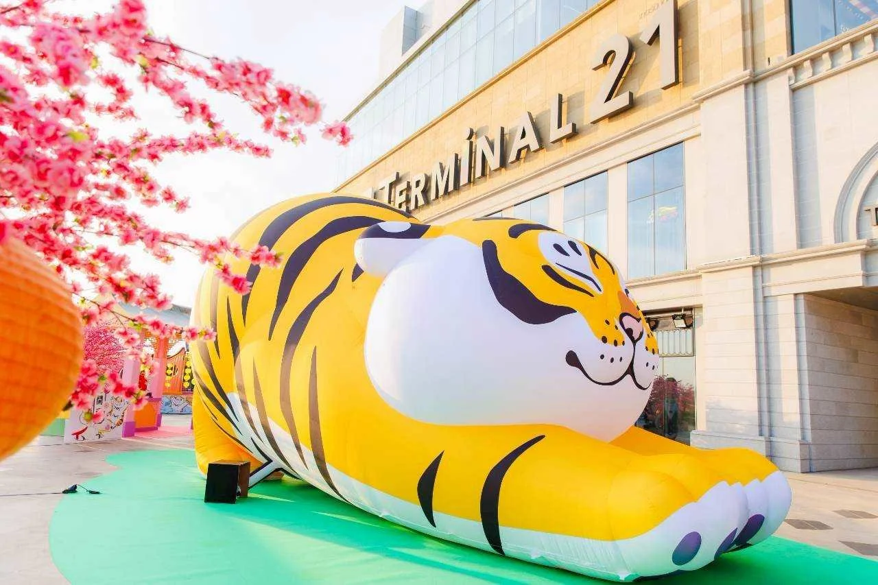 Alexander the Fat Tiger Debuts in Thailand! Hu Creates Licensed IP Joins Terminal 21 for a Four-Mall Lunar New Year Celebration 胡創代理 IP《我不是胖虎》首登泰國！Terminal 21 四館聯動開啟春節盛典