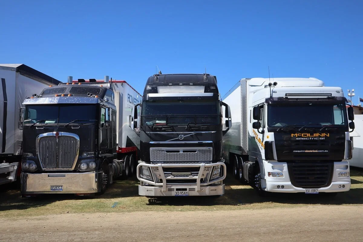 TaT_Kenworth-K200-Volvo-FH-DAF-XF-trucks-pits-Warrnambool_0222.jfif