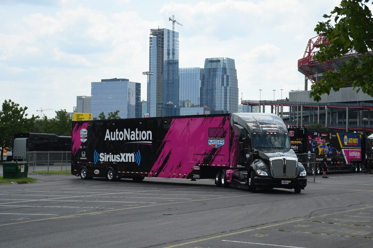 TaT_Meyer-Shank-Racing-Kenworth-T610-IndyCar-hauler-Nashville_0821.jfif