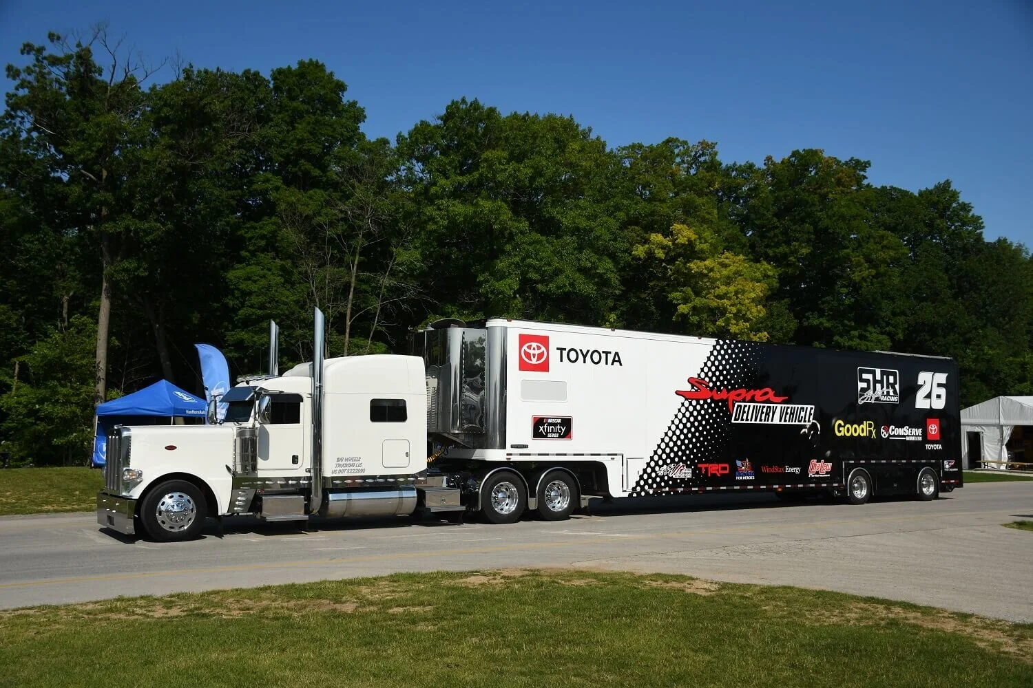 TaT_Sam-Hunt-Racing-Peterbilt-Hauler_0821.jfif