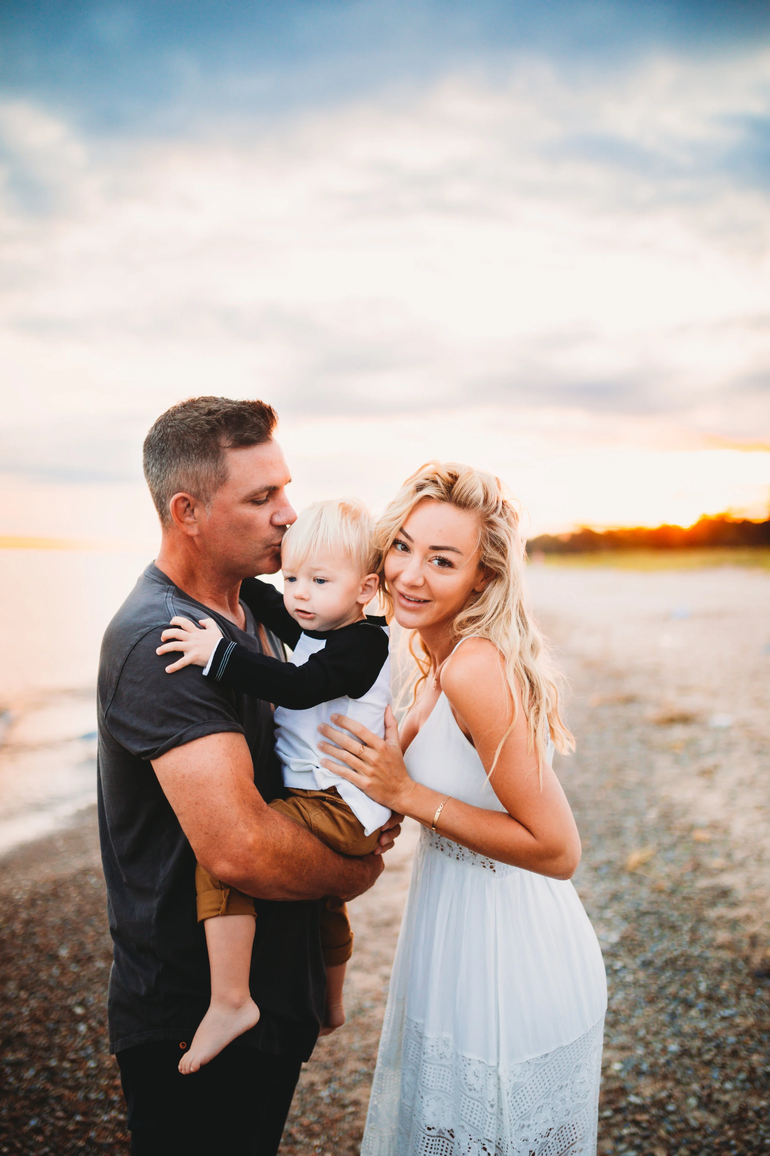 New Buffalo- A Lake Michigan Michigan Family Session