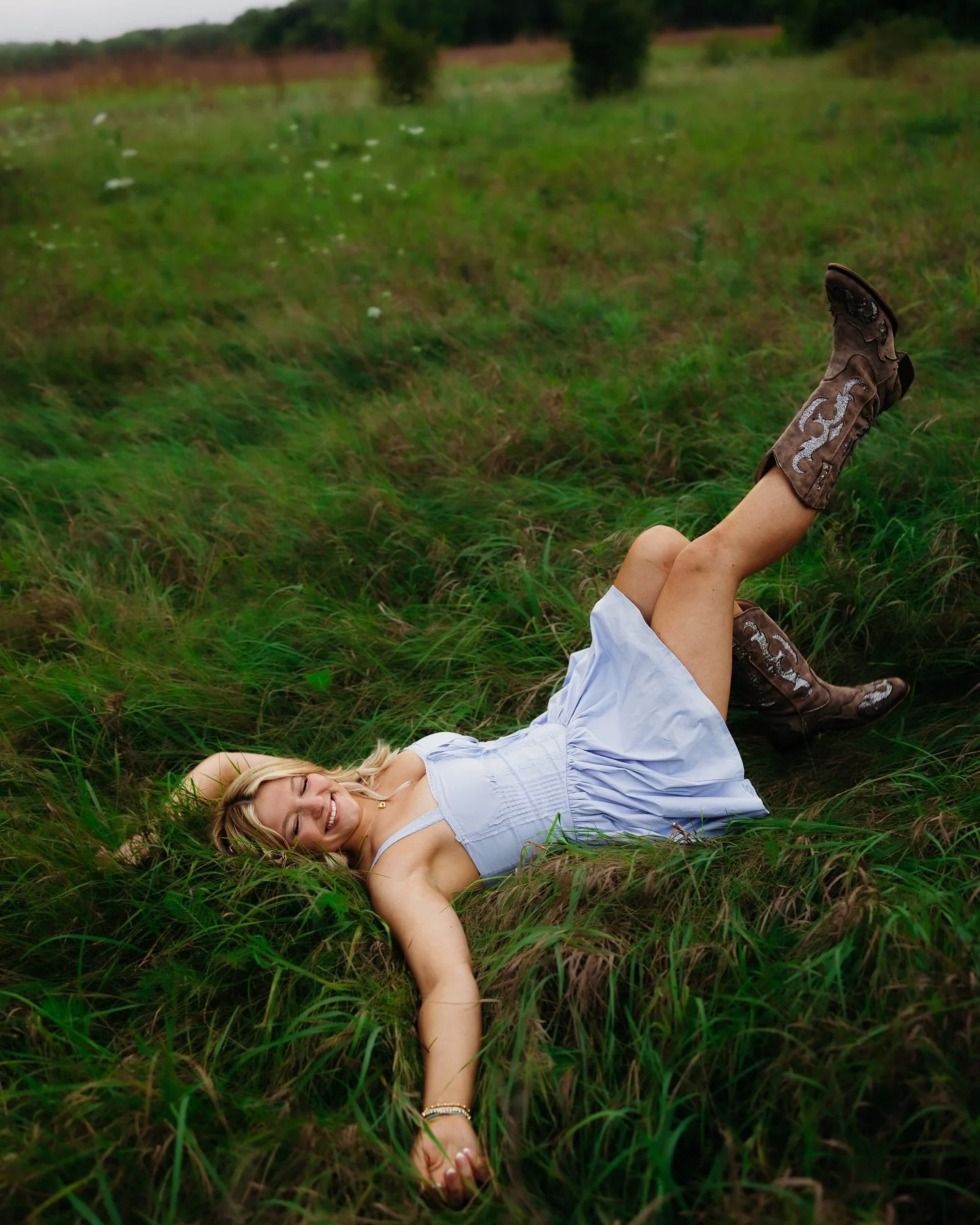 Molly girl, you are full of so much color and sunshine ☀️🎨✨🪩🎀