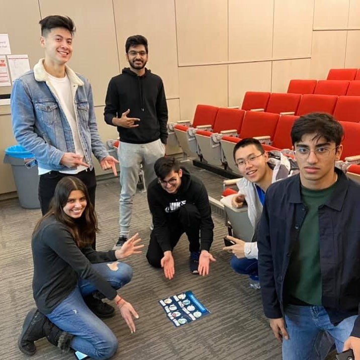 Winner winner chicken dinner! After a weekly team bonding activity earlier this semester testing our associates&rsquo; equity research knowledge with a puzzle, this bright group took home the prize 🥇🥇#CER