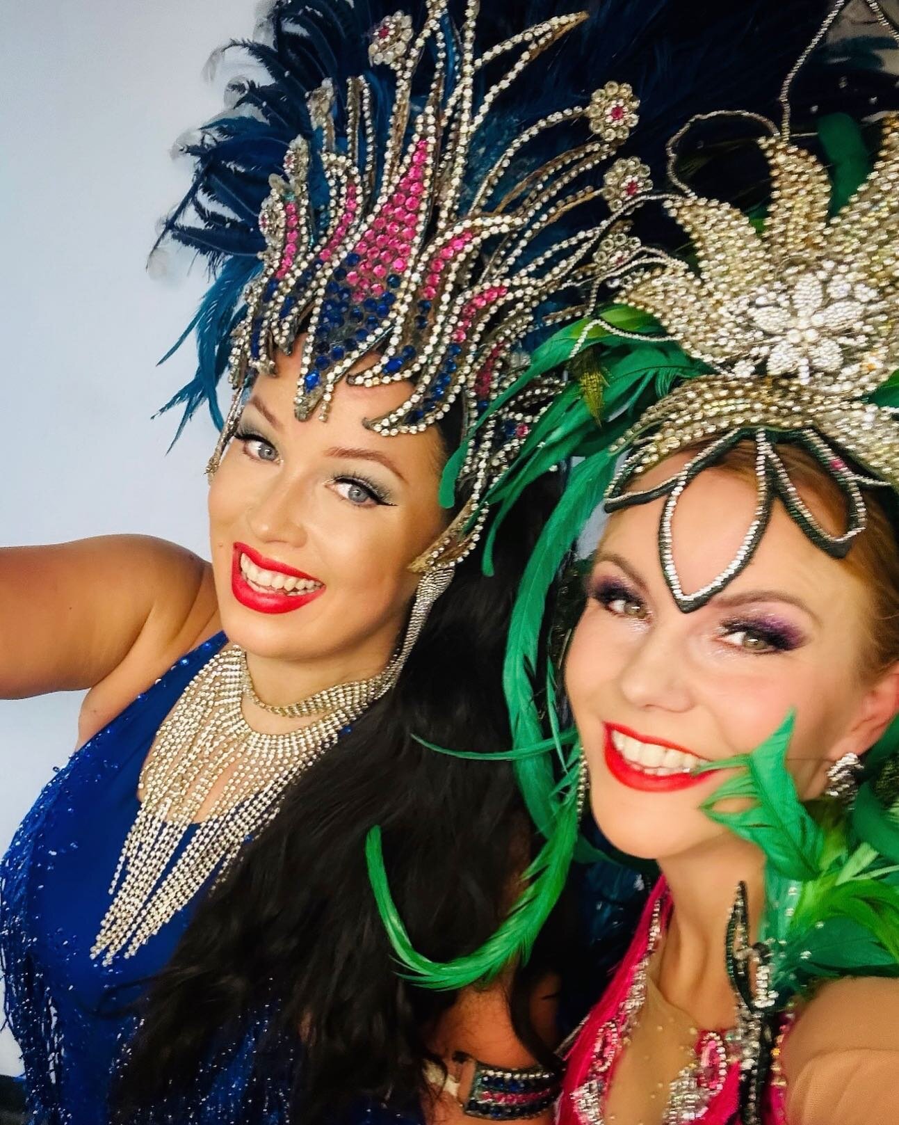 We are looking forward to a superfun sambashow this week! Stay tuned&hellip;👀

#samba #sambadancers #weddingperformance #dancers #stockholm