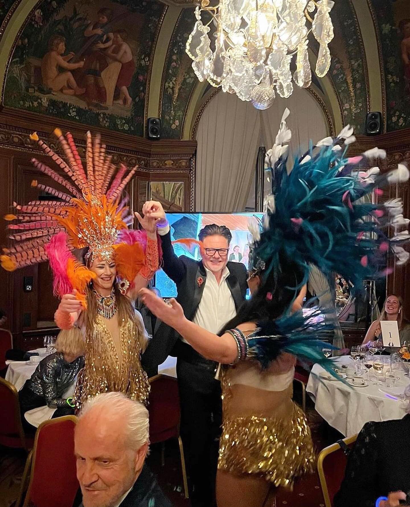 When Samba meets elegance at @grandhotelstockholm , you know it&rsquo;s a 60th Birthday party like no other!✨

Thank you @samsum_73 for an amazing party!

#sambadancers #sambadansare #grandhotelstockholm #stockholmcity #brasiliansamba