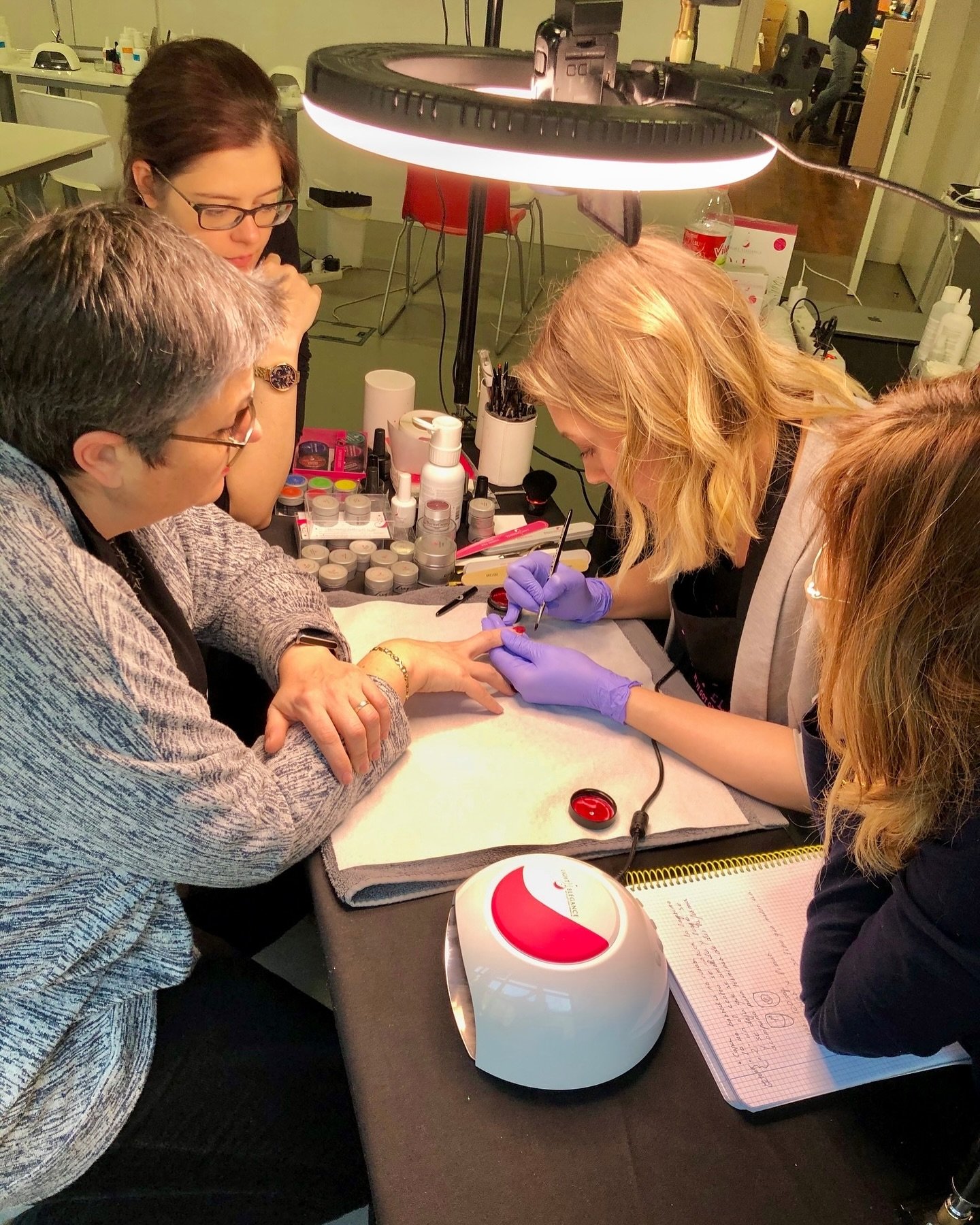As I prepare not only for my own upcoming classes, but also support our incredible @lightelegance.uk educators as they gear up for theirs, I&rsquo;ve been looking back through some photos from classes I taught in years gone by.

And when I say &ldquo