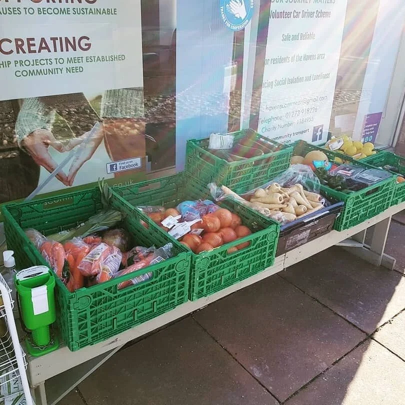 We are delighted to be able to put this out for our community and rescue it from being sent to landfill ❤😊

#community #food #rescue #fruits #vegetables #bread #pastry #reducewaste #reducereuserecycle #team #havens #socialdistancing #havenscommunity