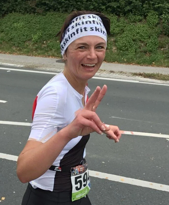 Kathi_lacht_beim_Sport-womenoutshine.jpg