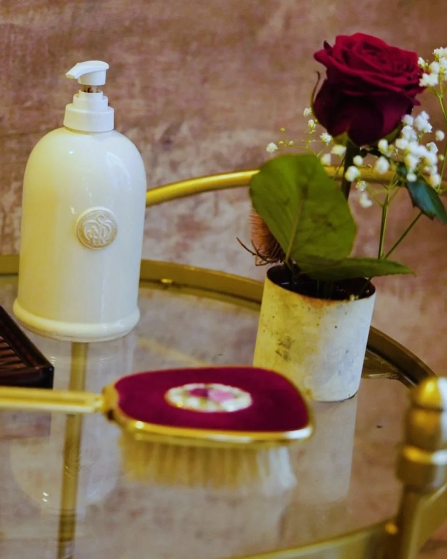 Une adresse parisienne reconnue pour l&rsquo;exigence et la pr&eacute;cision de ses soins capillaires. 🌹
Rose Donald ou l&rsquo;art du cheveu &agrave; son plus haut degr&eacute;.
 

#RoseDonald #ExcellenceCapillaire #SoinDException #HauteCosm&eacute