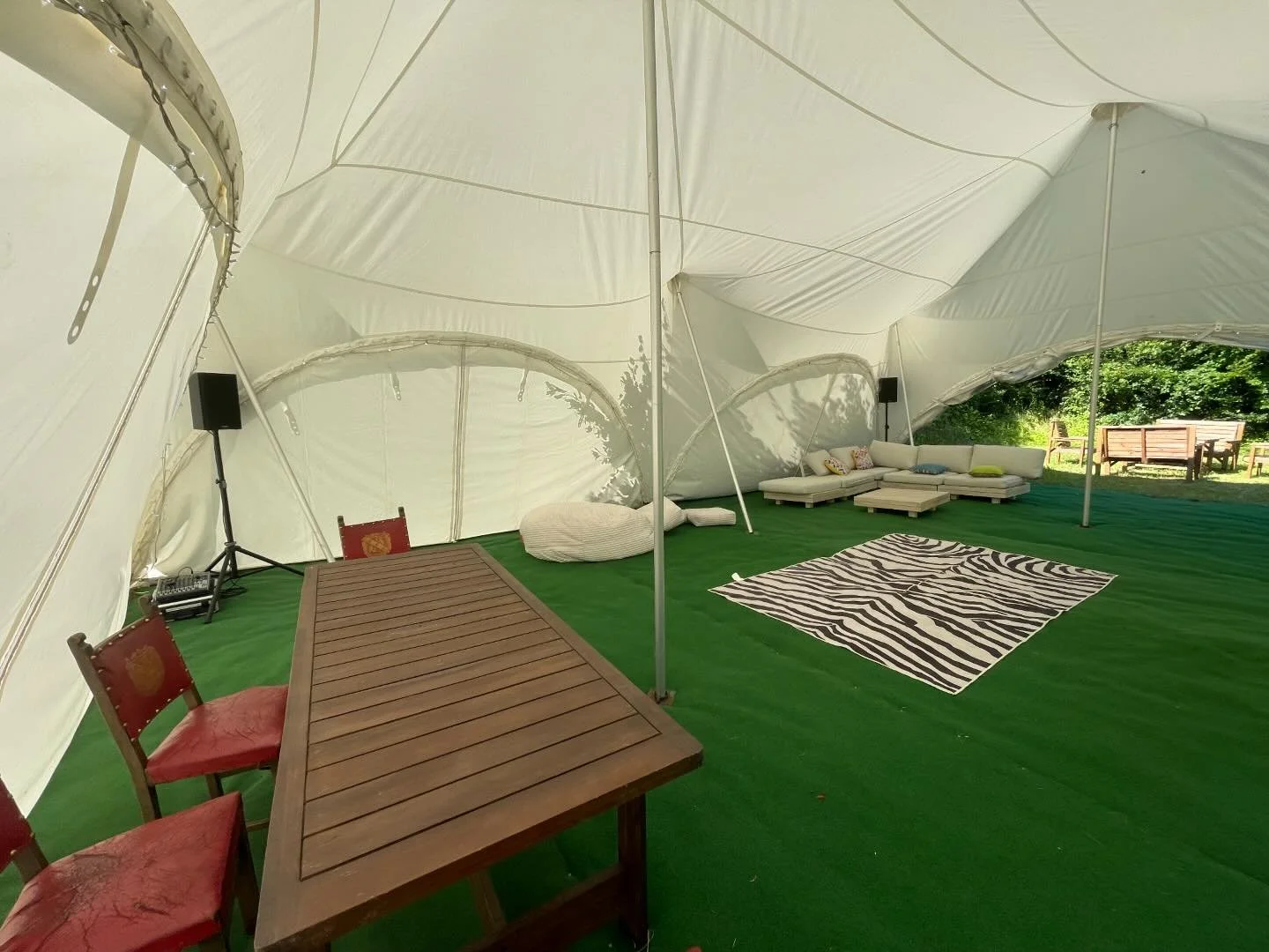 Thinking of a celebration or a BBQ Party this summer? 🎉☀️

Here is one of our bespoke smaller PA systems set up in time for a lovely summer celebration! Perfect for those long sunny days which allow you to kick your feet back on a weekend and chilla