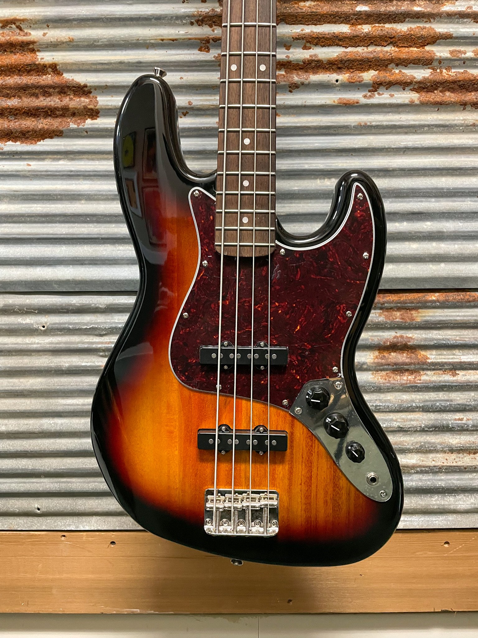 Squier Classic Vibe 's Jazz Bass — Show Me Guitars