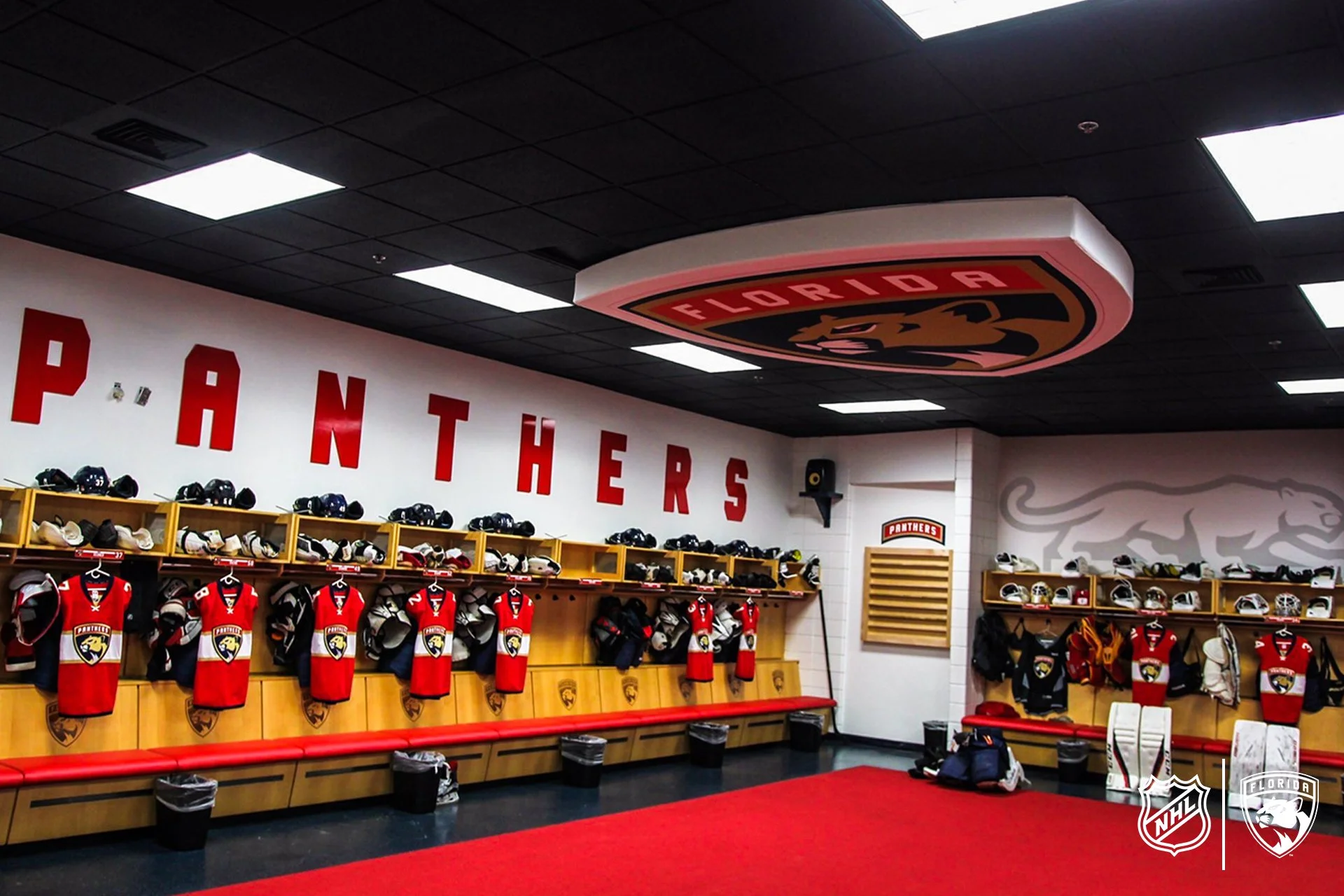 Florida_Panthers_Environmental_Design_Header_Locker_Room.jpg