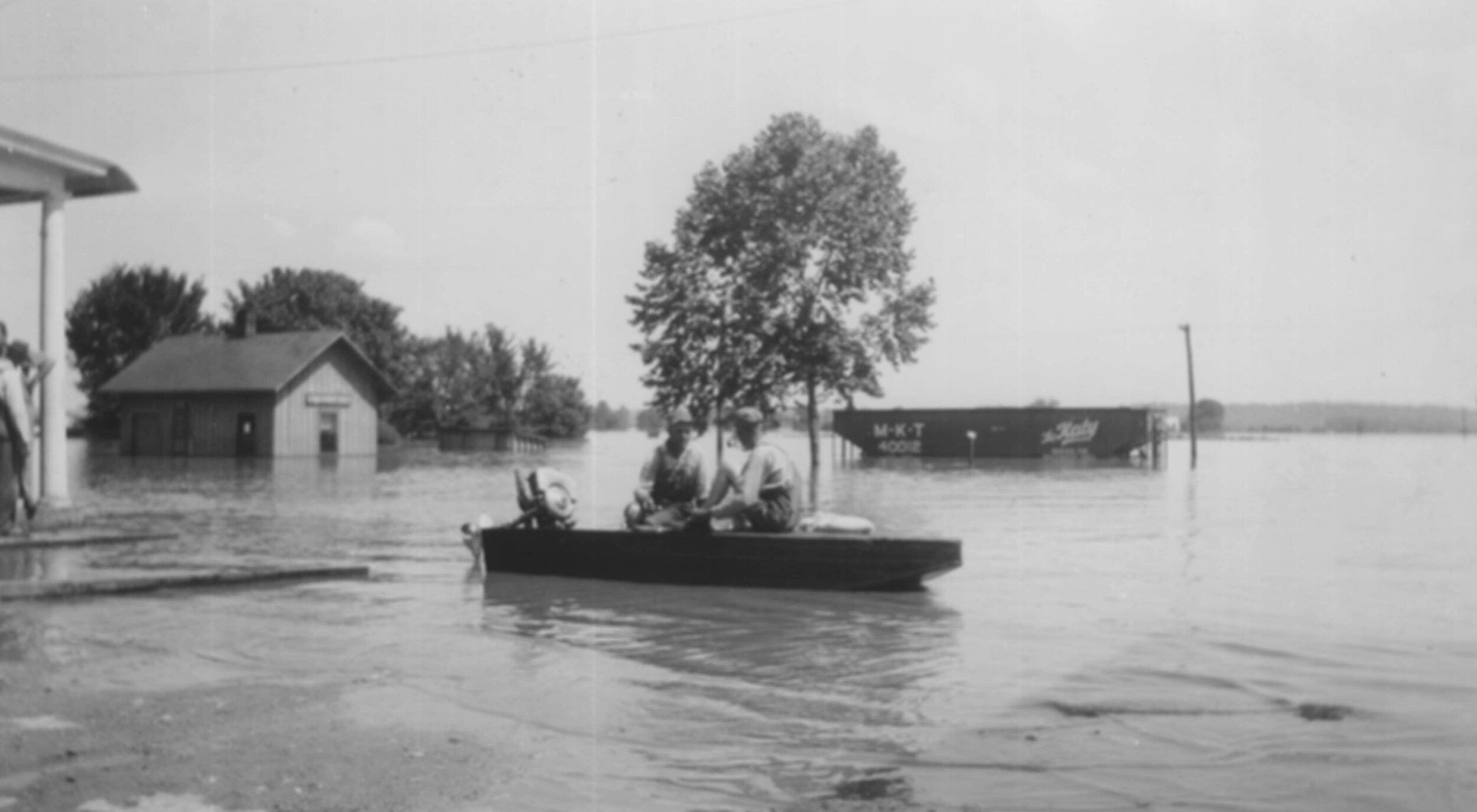 2015-0034-21jeg 1942 Flood.jpg