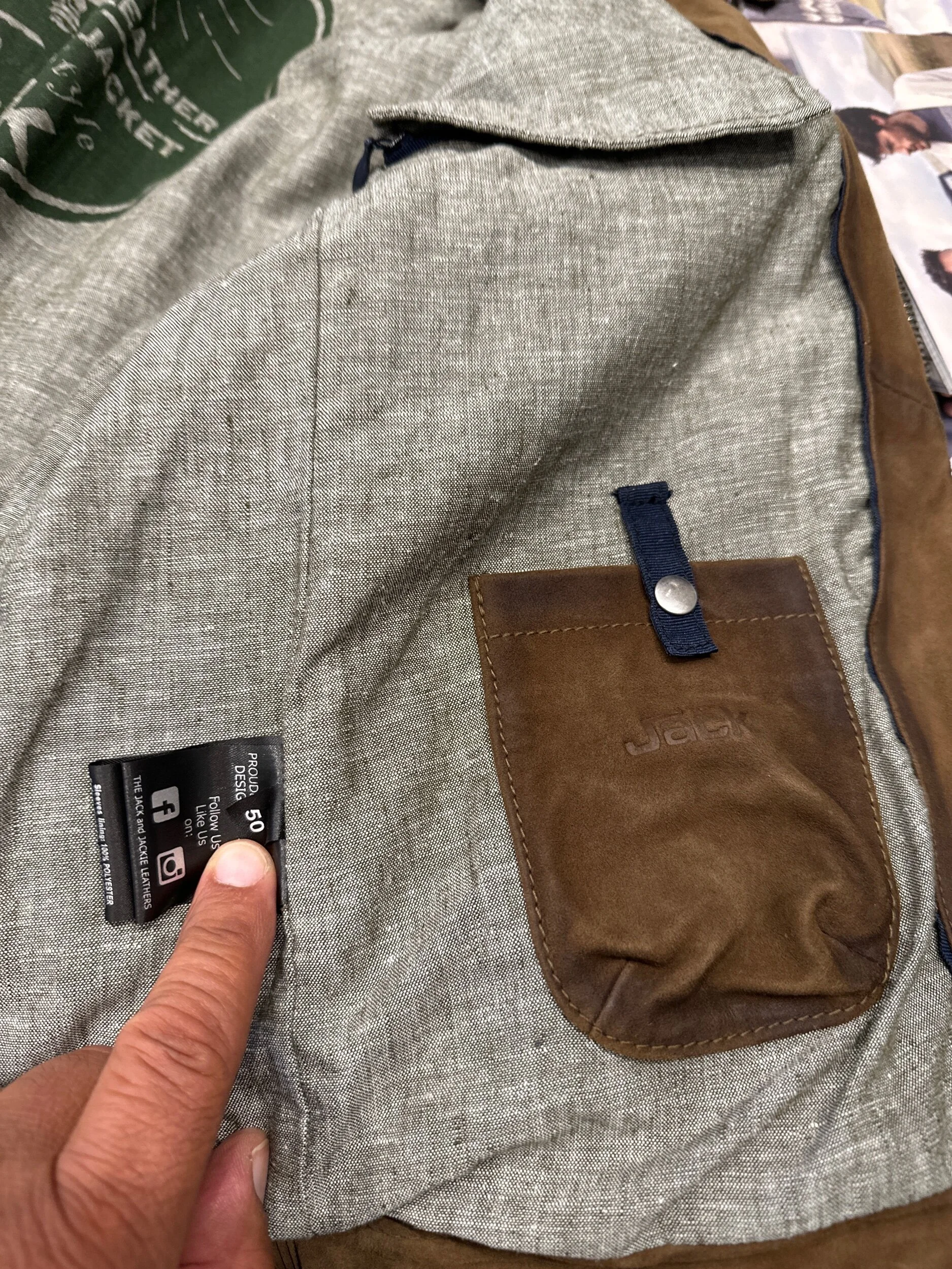 0C1C92DE-3B6B-4587-8CB4-BD0D30123776