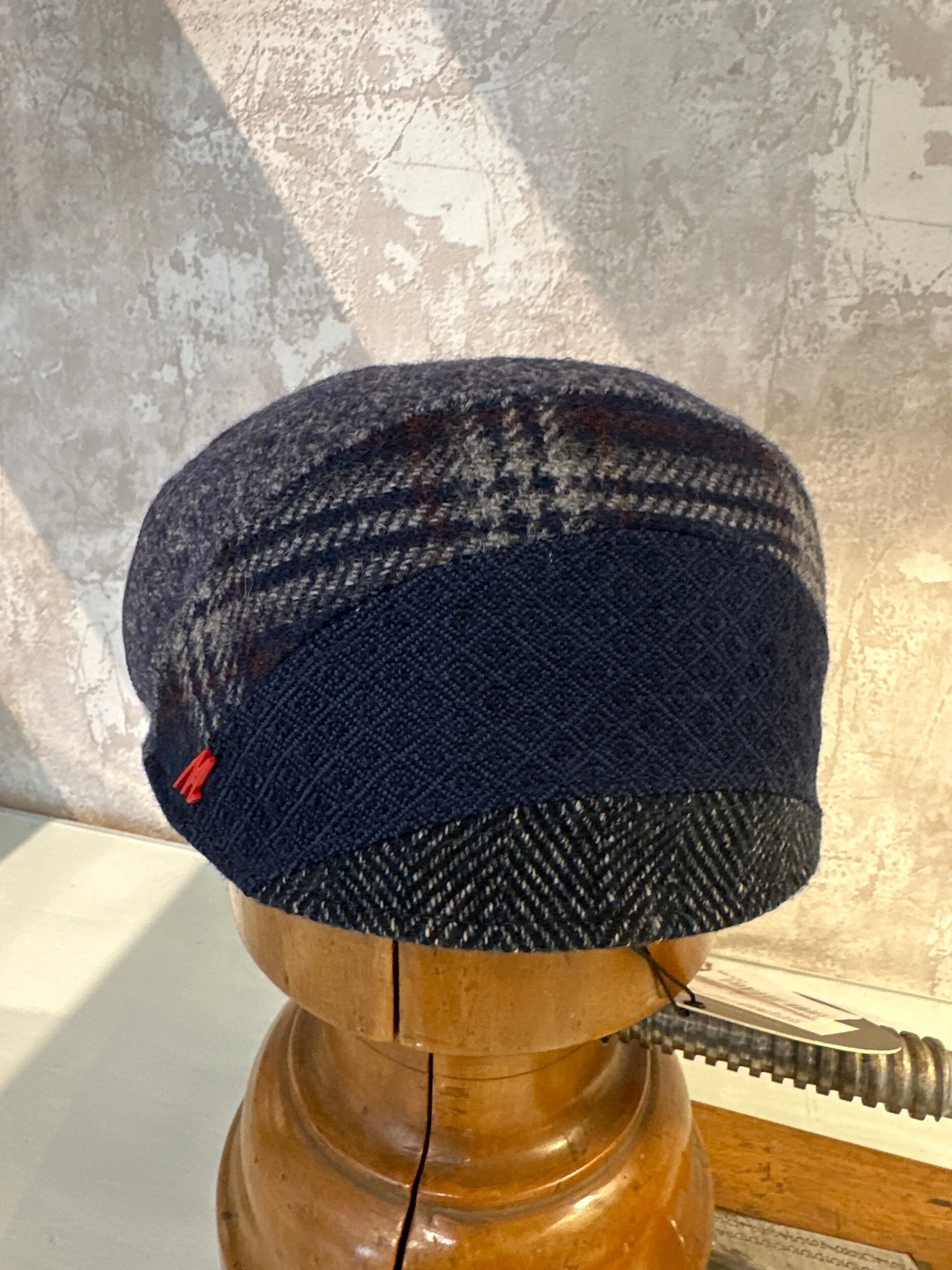 62FEA59B-E261-42F9-9642-7EB87E293A40