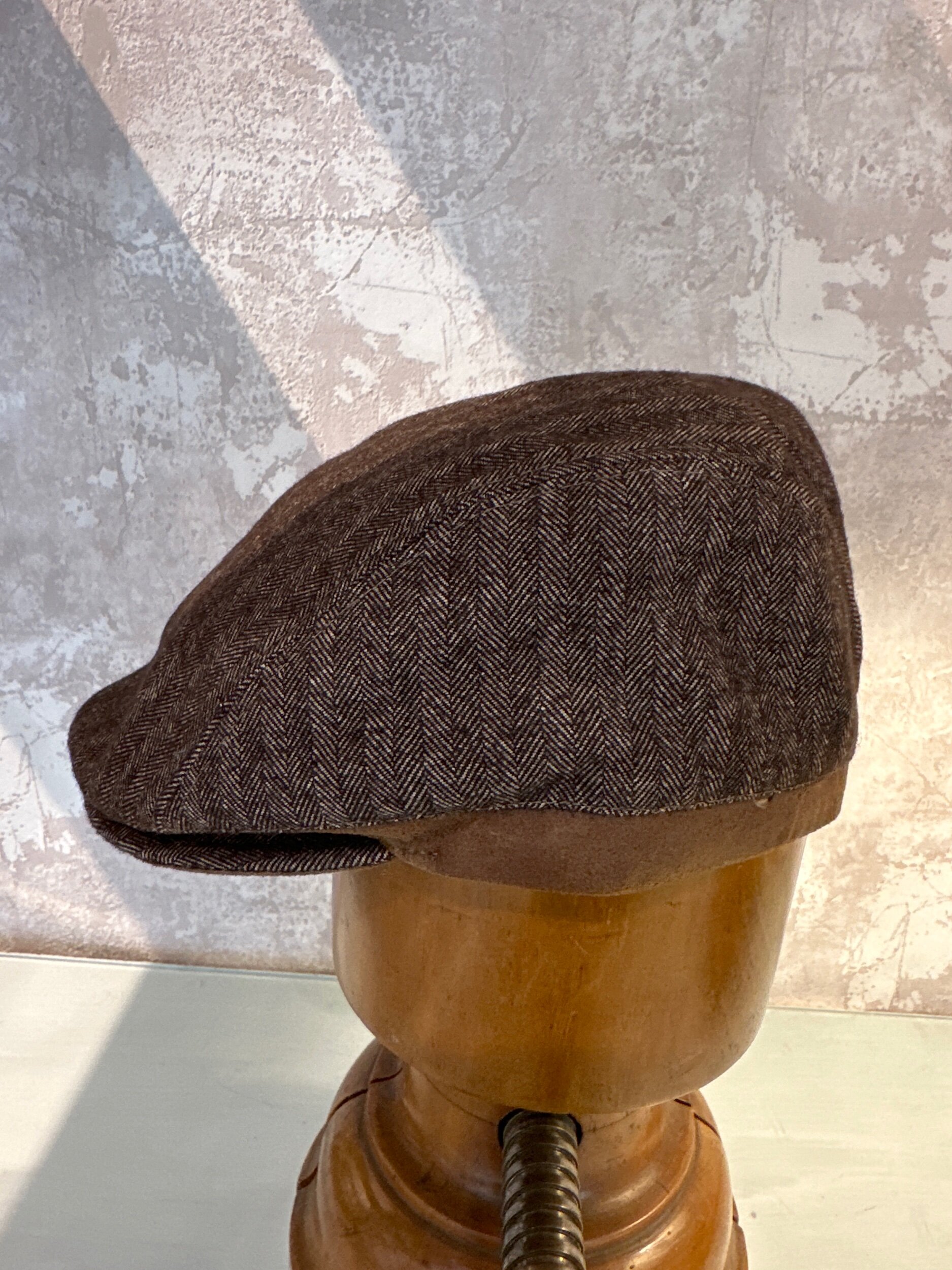 37AD6551-E137-40D4-A4C3-EE02E5E8A7AA