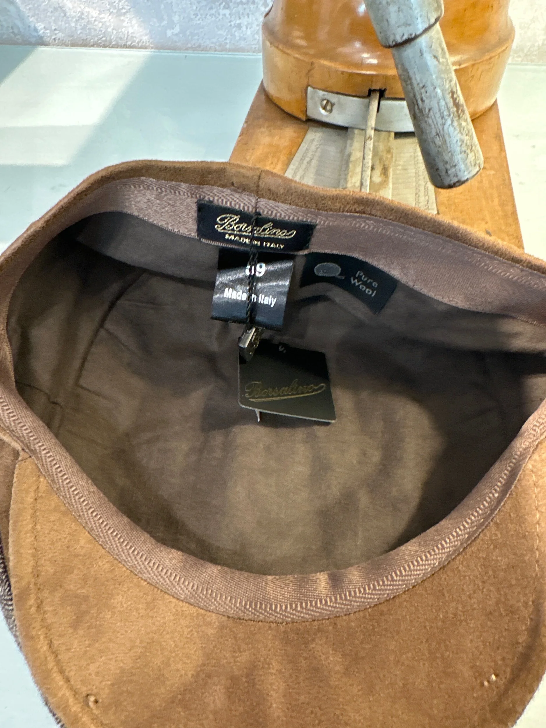 A4E29D11-C92E-49A1-9933-6A274A8BDD96