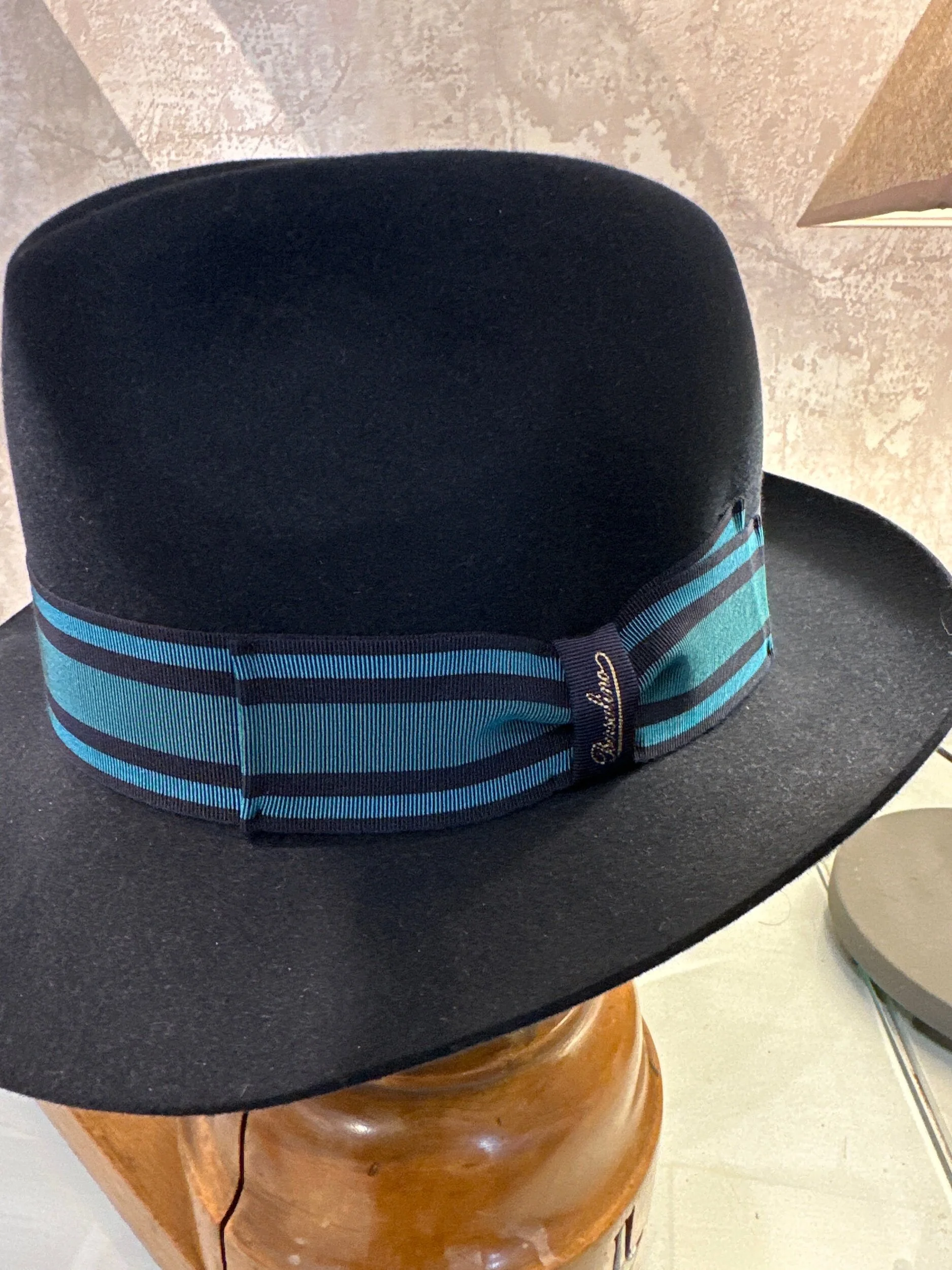 AF6C9D1F-2DA9-4ADE-B2A9-C53F5C3CC200