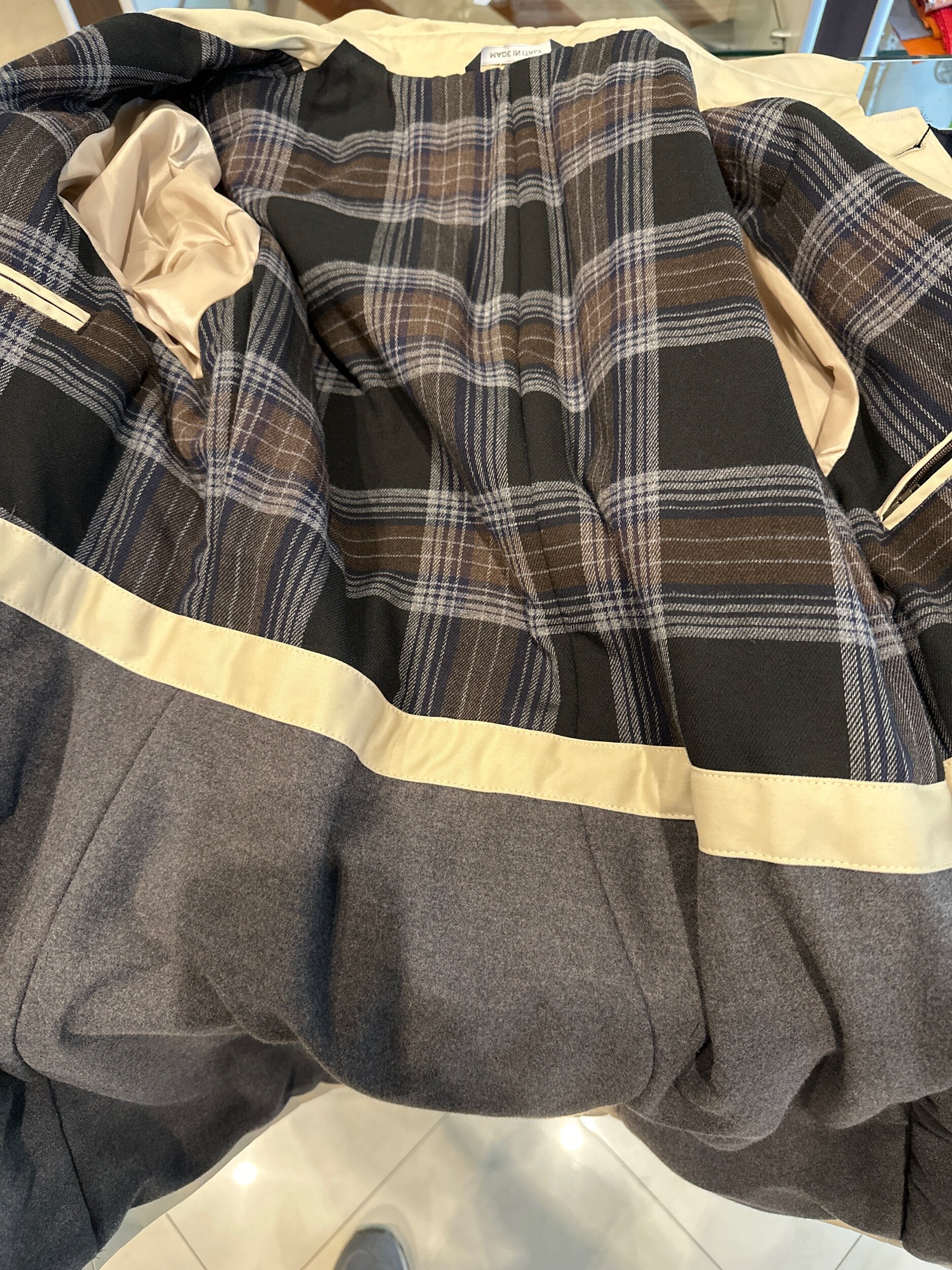 E2D1A18D-DA29-4340-A32E-B8A6335210D0